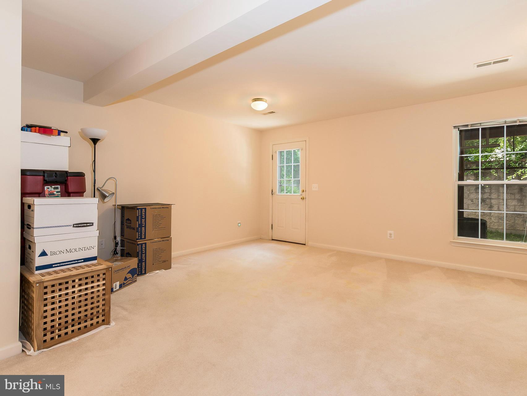 HUNTINGTON - Residential