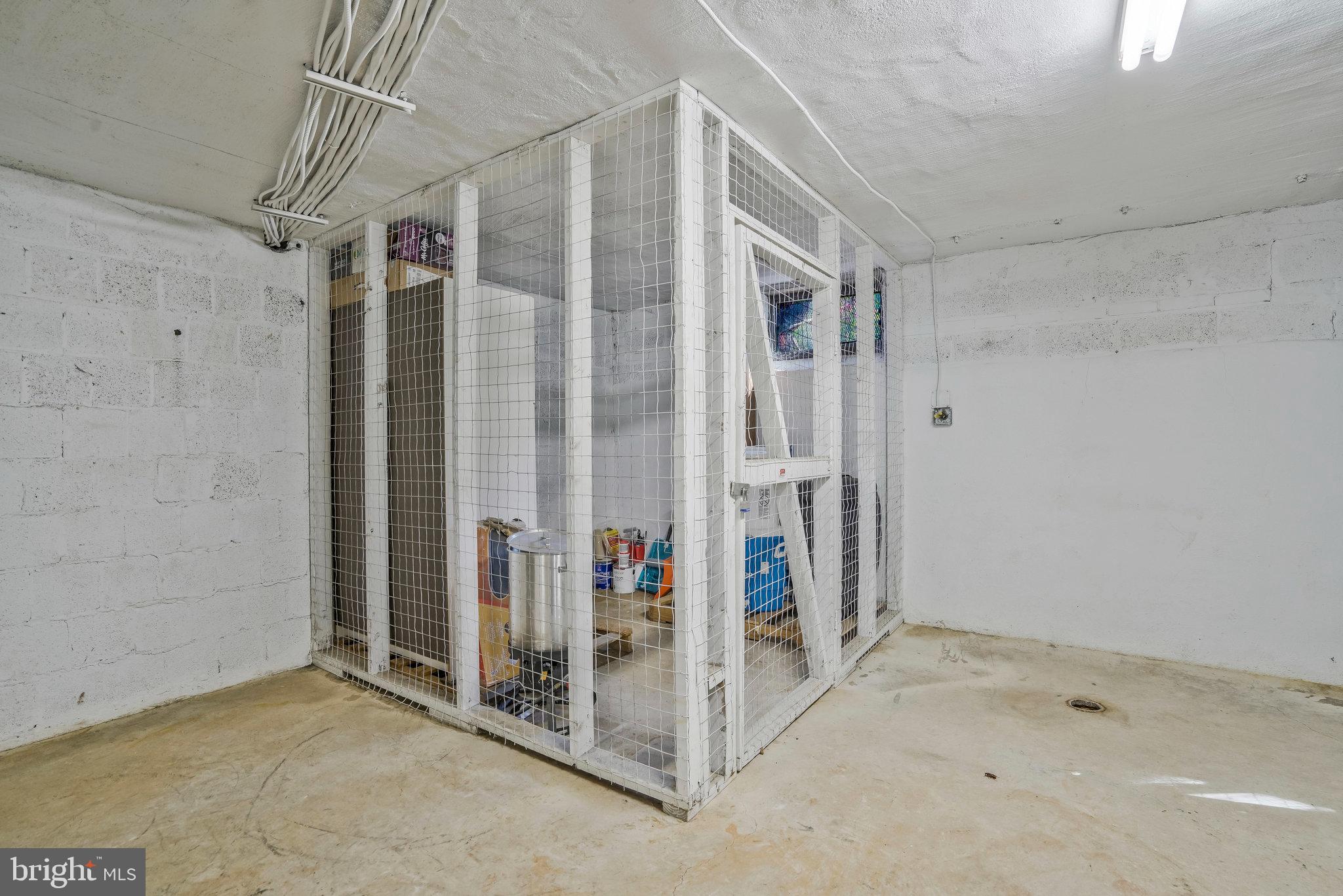 BELLE VIEW - Residential Lease