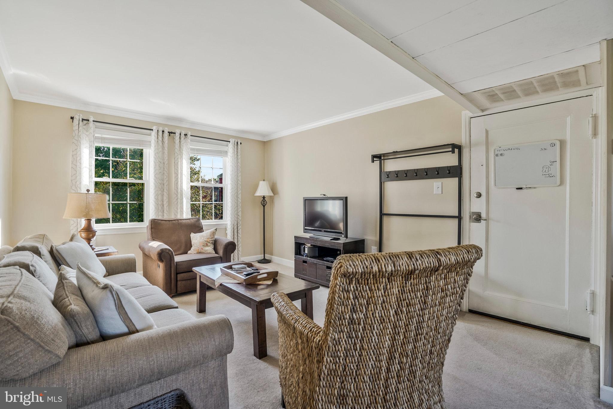 BELLE VIEW - Residential Lease