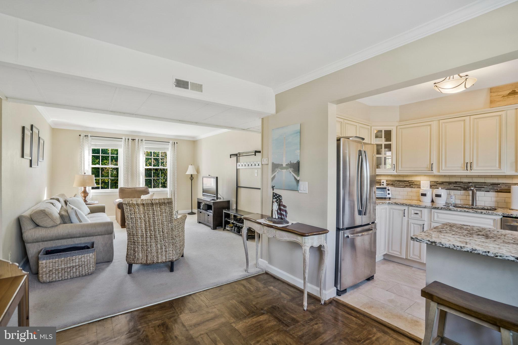 BELLE VIEW - Residential Lease