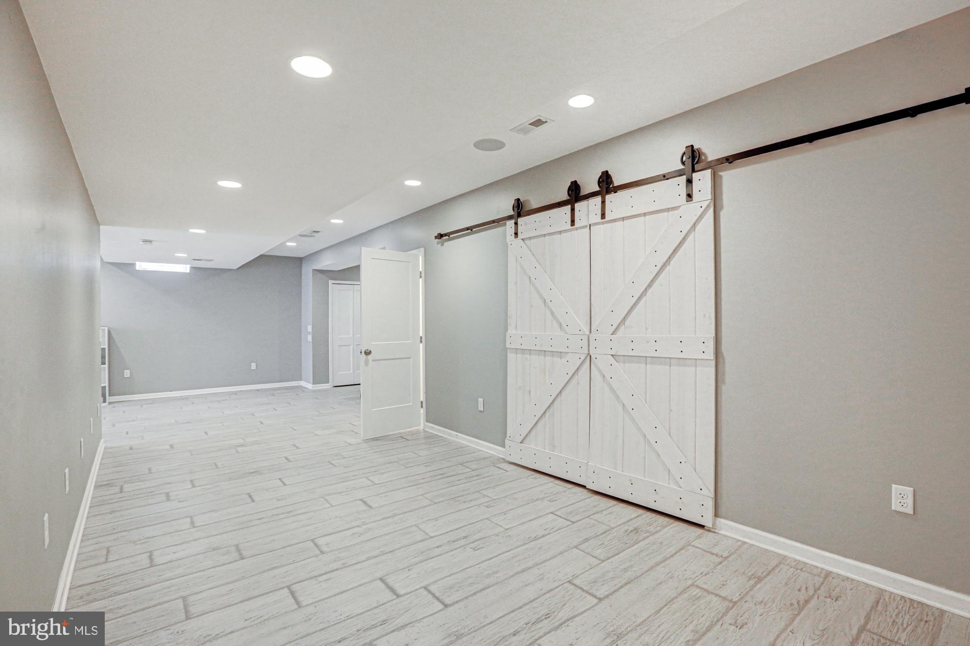 ESTATES AT ST ANNE - Residential