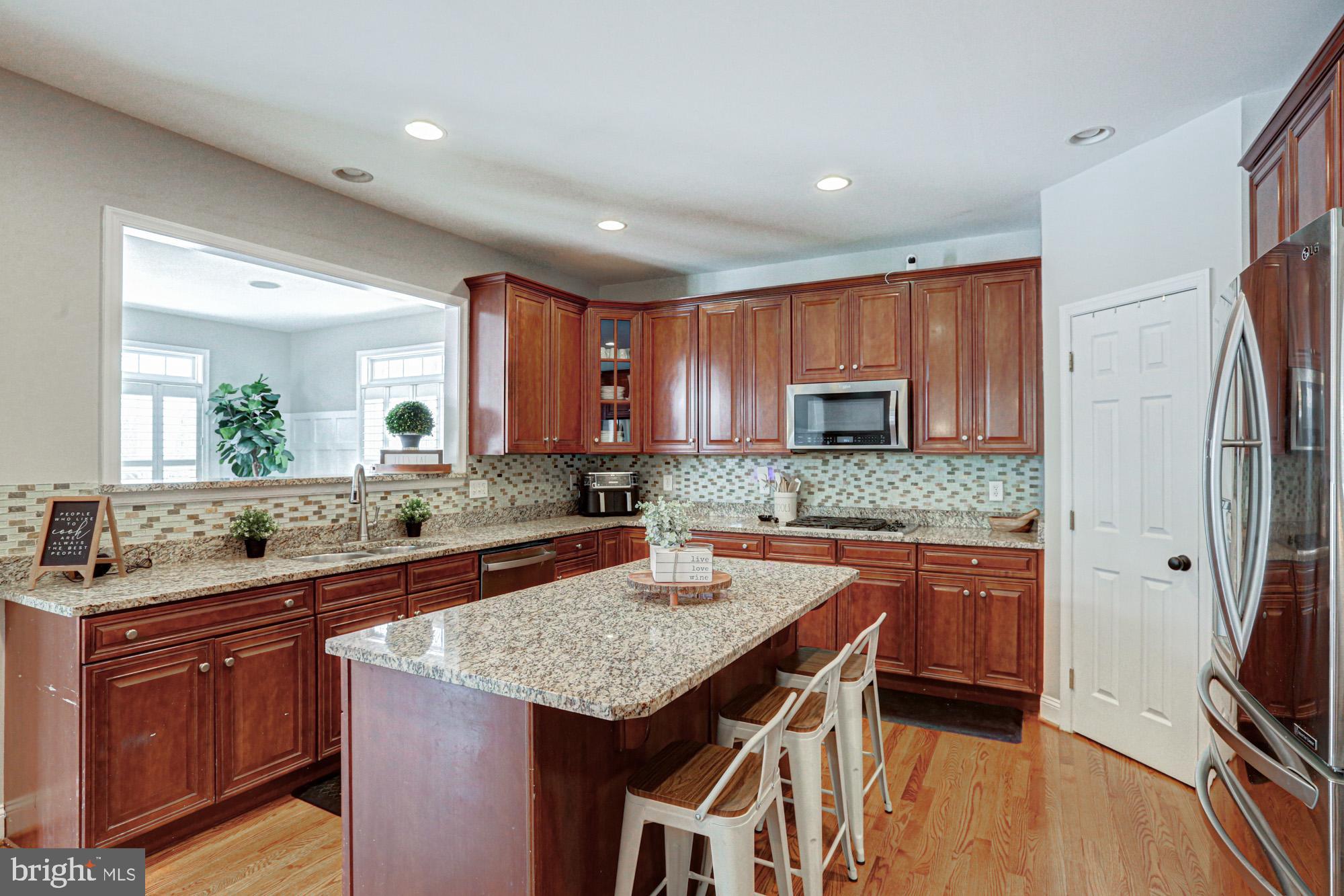 ESTATES AT ST ANNE - Residential