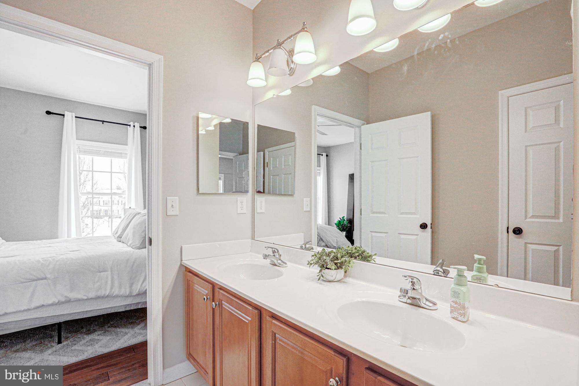 ESTATES AT ST ANNE - Residential