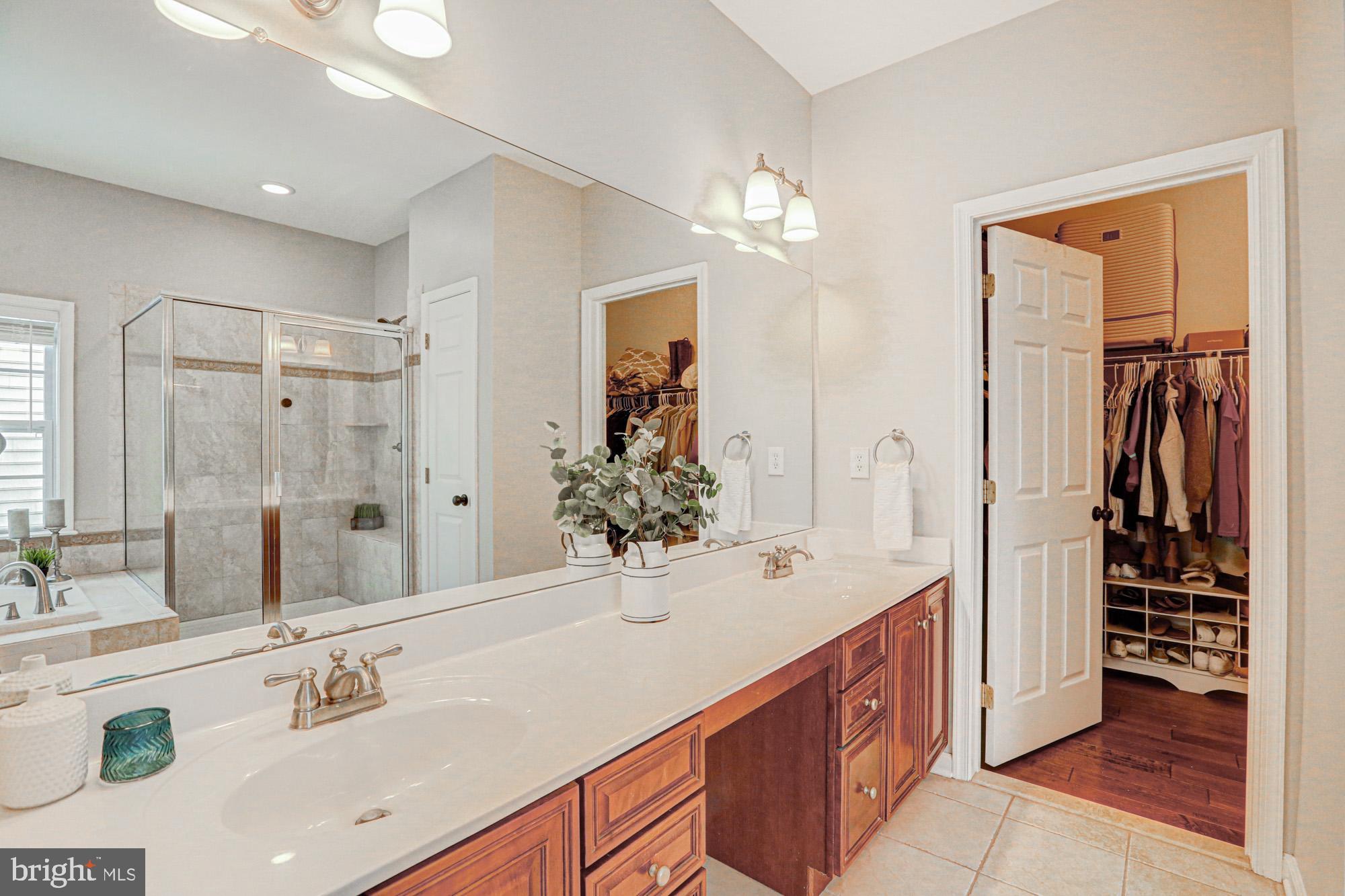 ESTATES AT ST ANNE - Residential