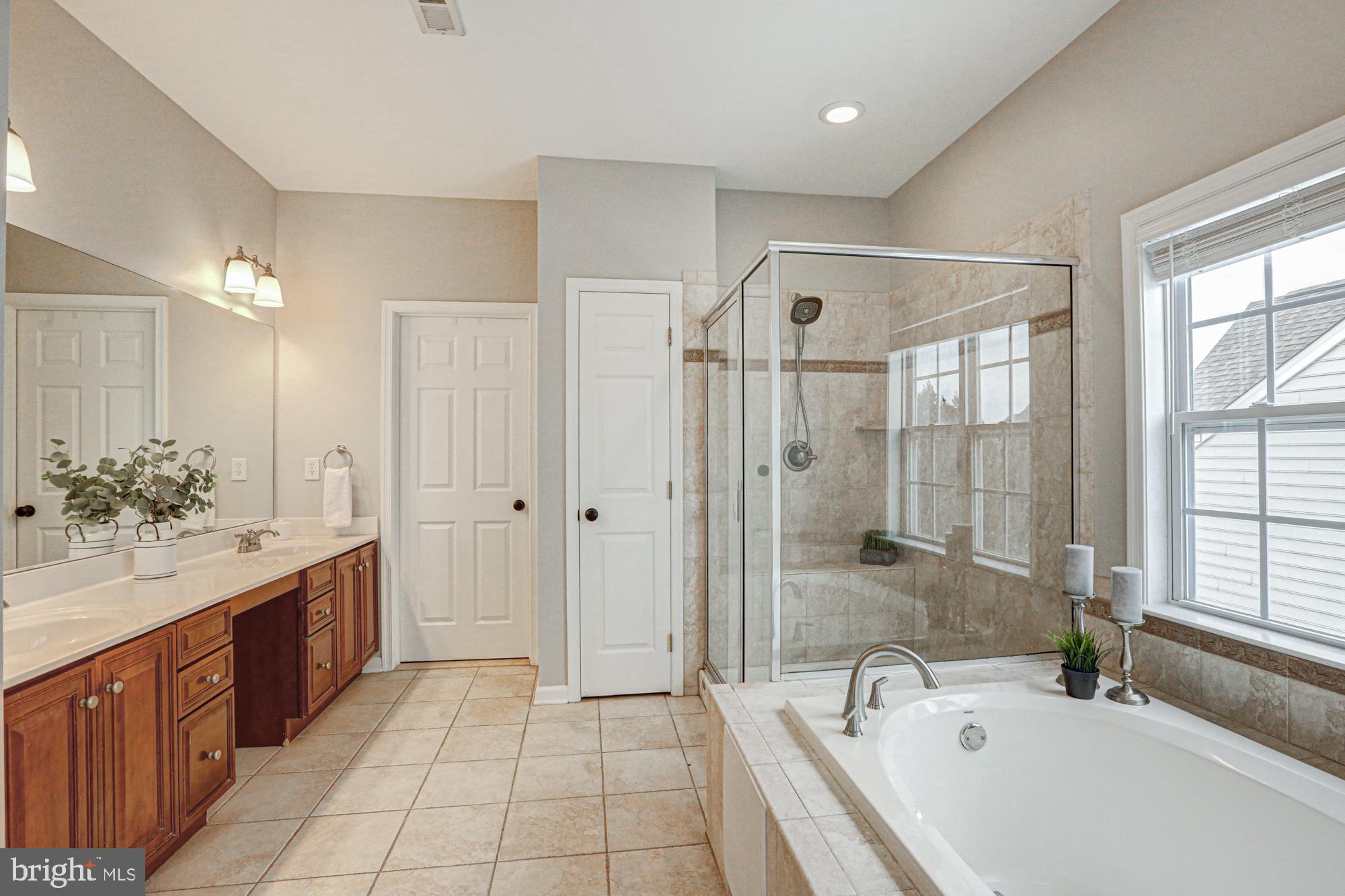 ESTATES AT ST ANNE - Residential