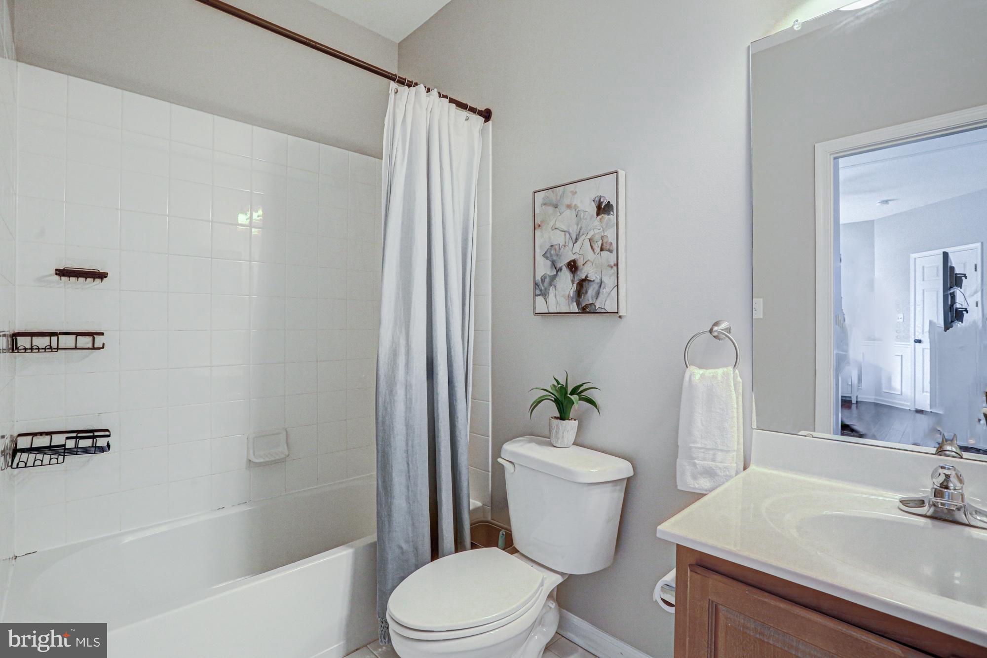 ESTATES AT ST ANNE - Residential