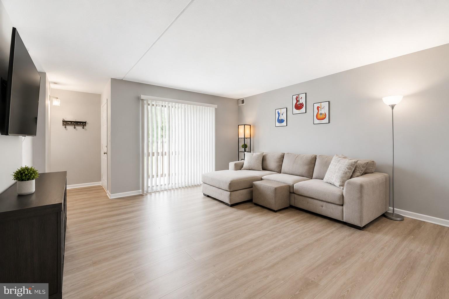 259 KIPS COURT