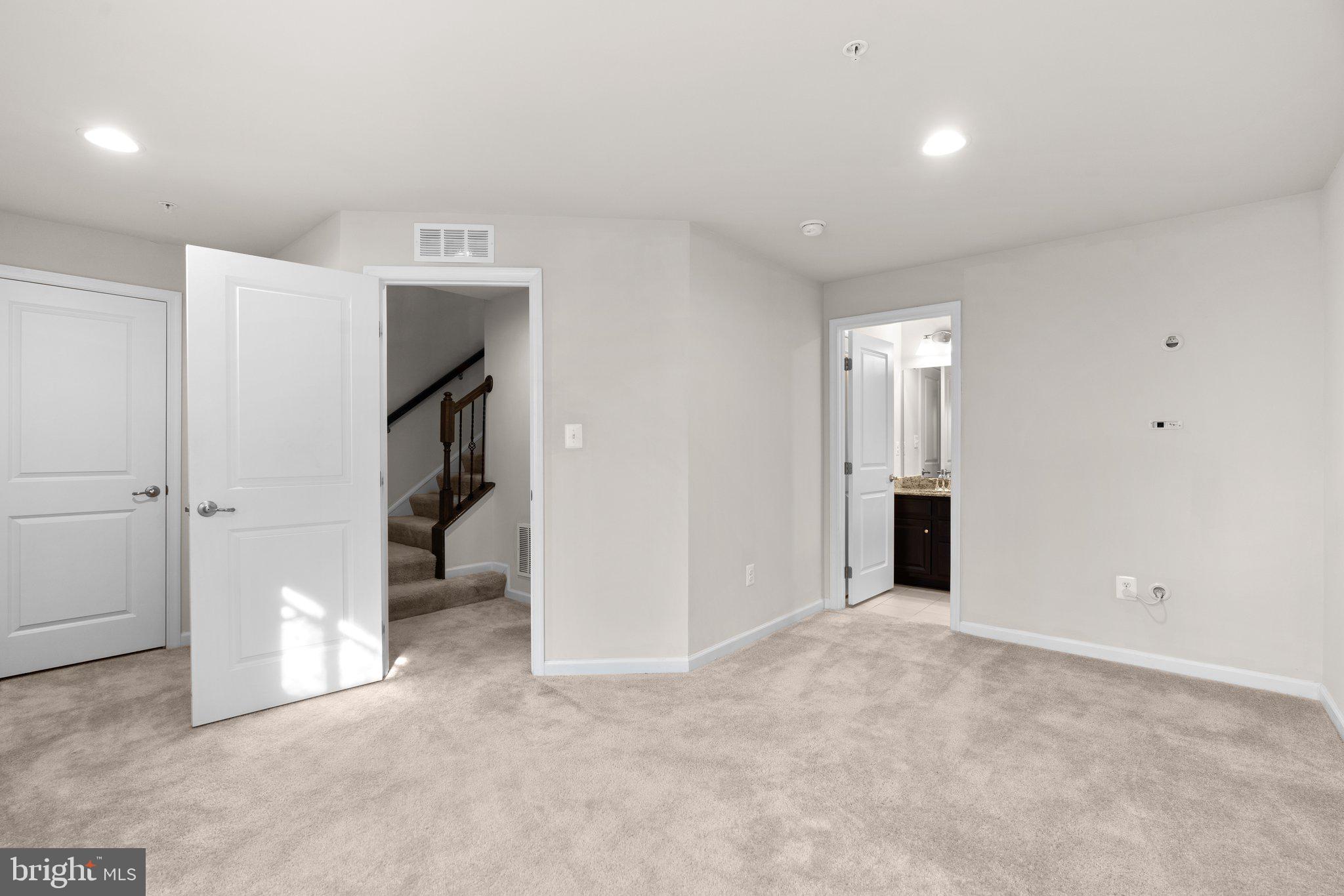 BALLARD GREEN - Residential Lease