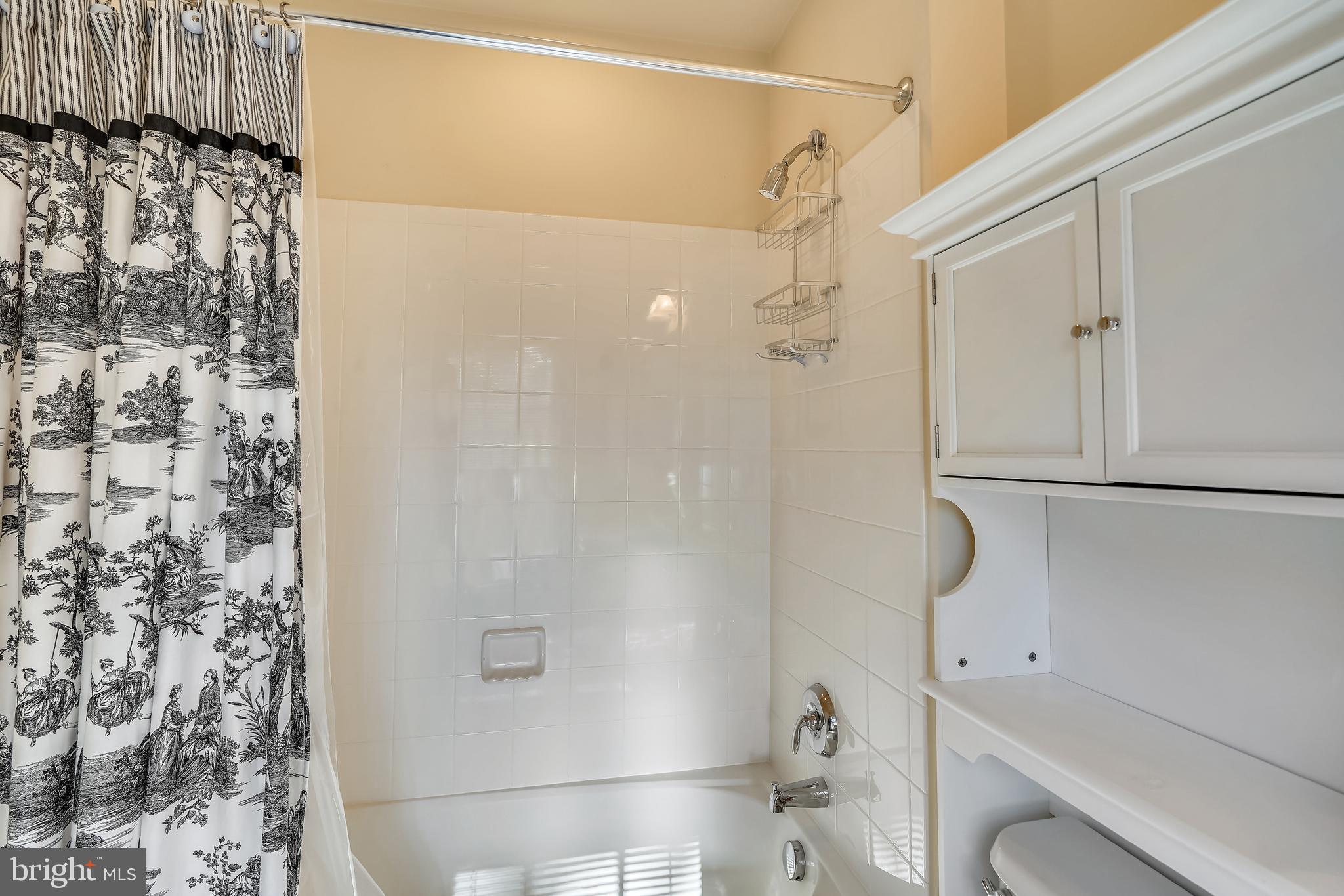 ANNAPOLIS RIDGE - Residential