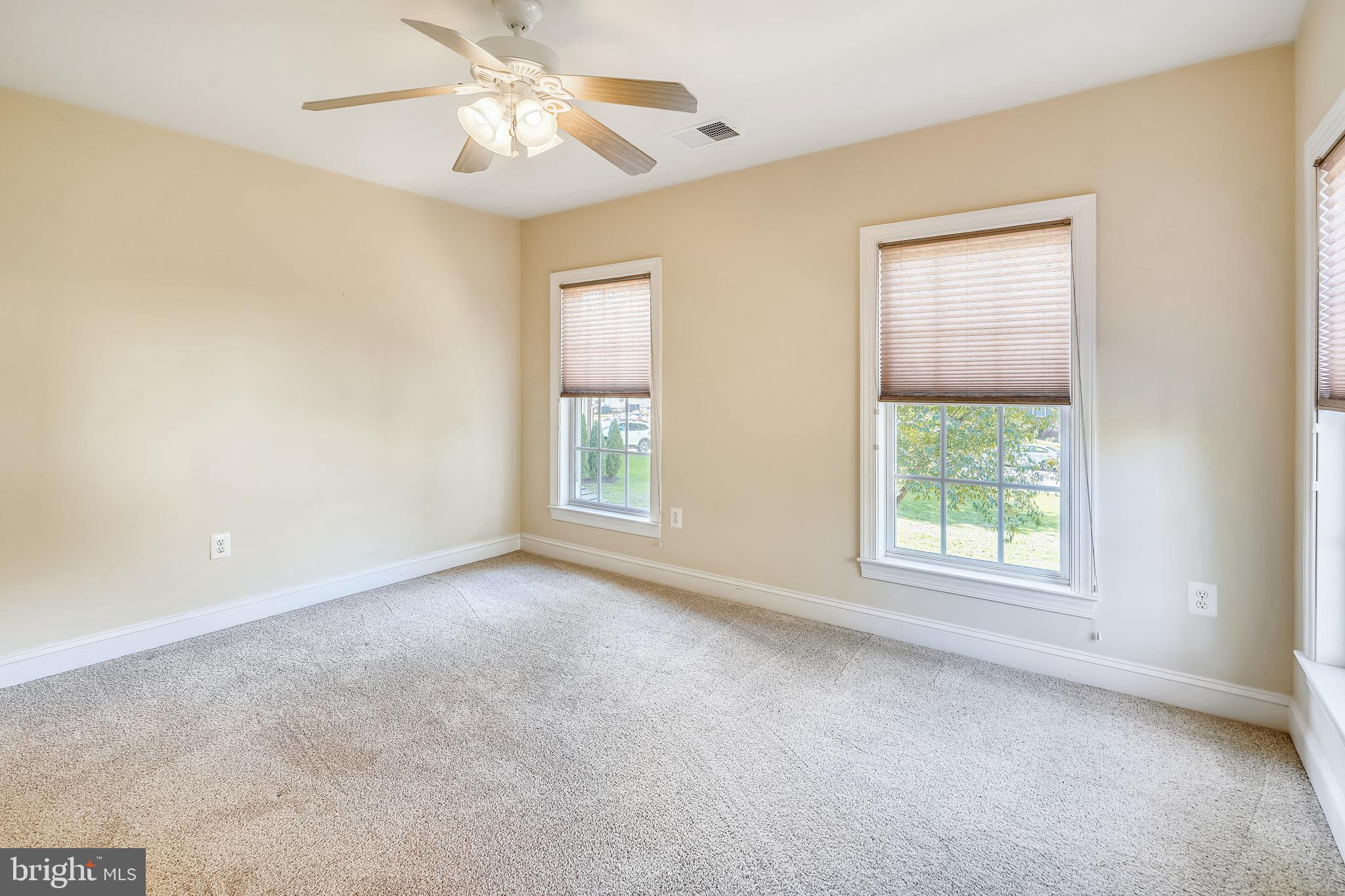 ANNAPOLIS RIDGE - Residential