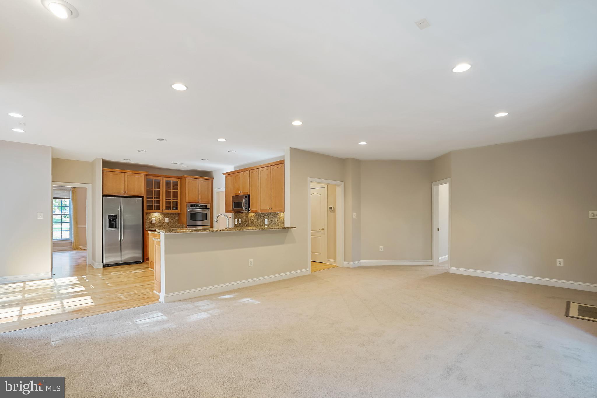 ANNAPOLIS RIDGE - Residential