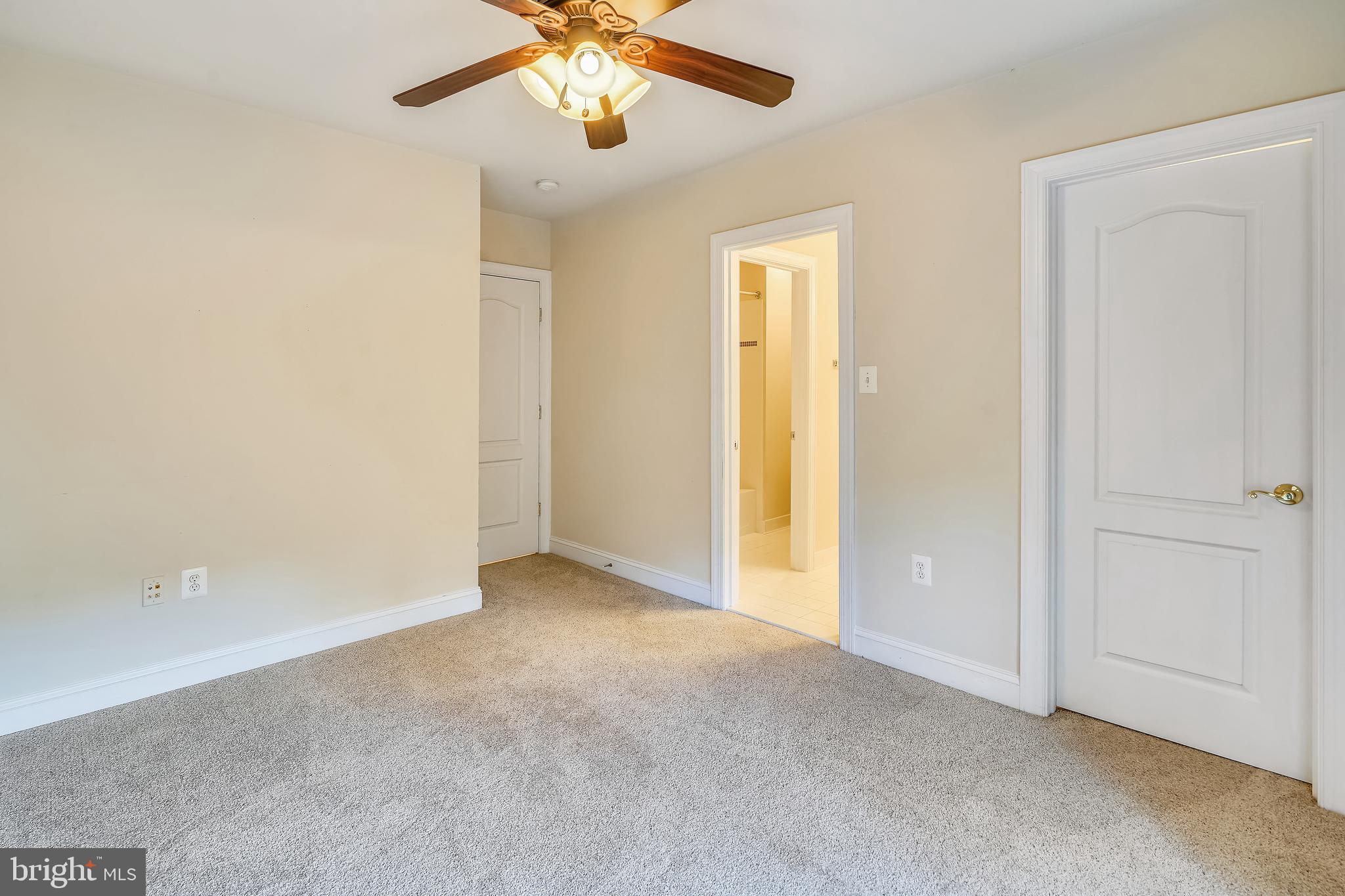 ANNAPOLIS RIDGE - Residential