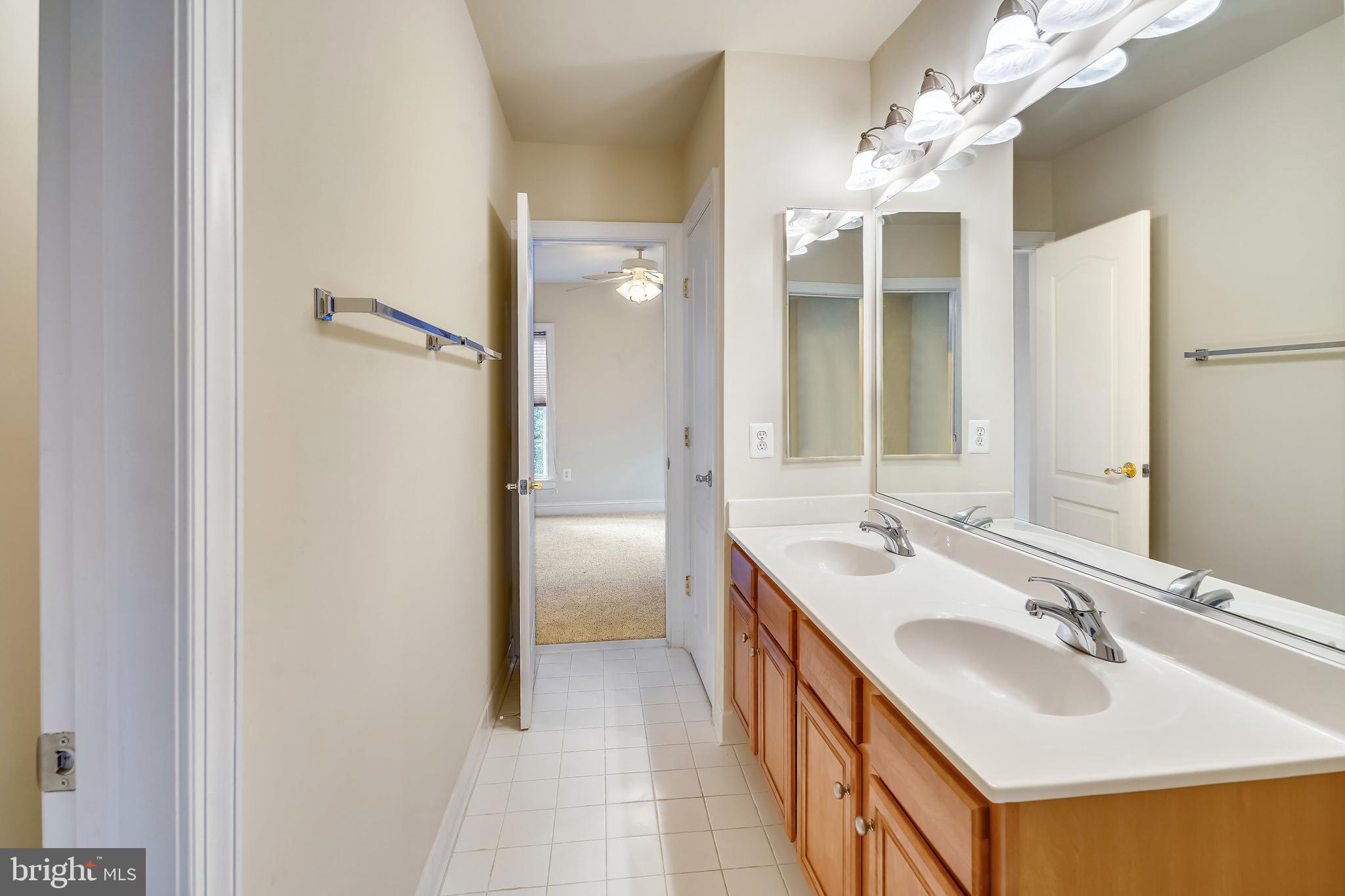 ANNAPOLIS RIDGE - Residential