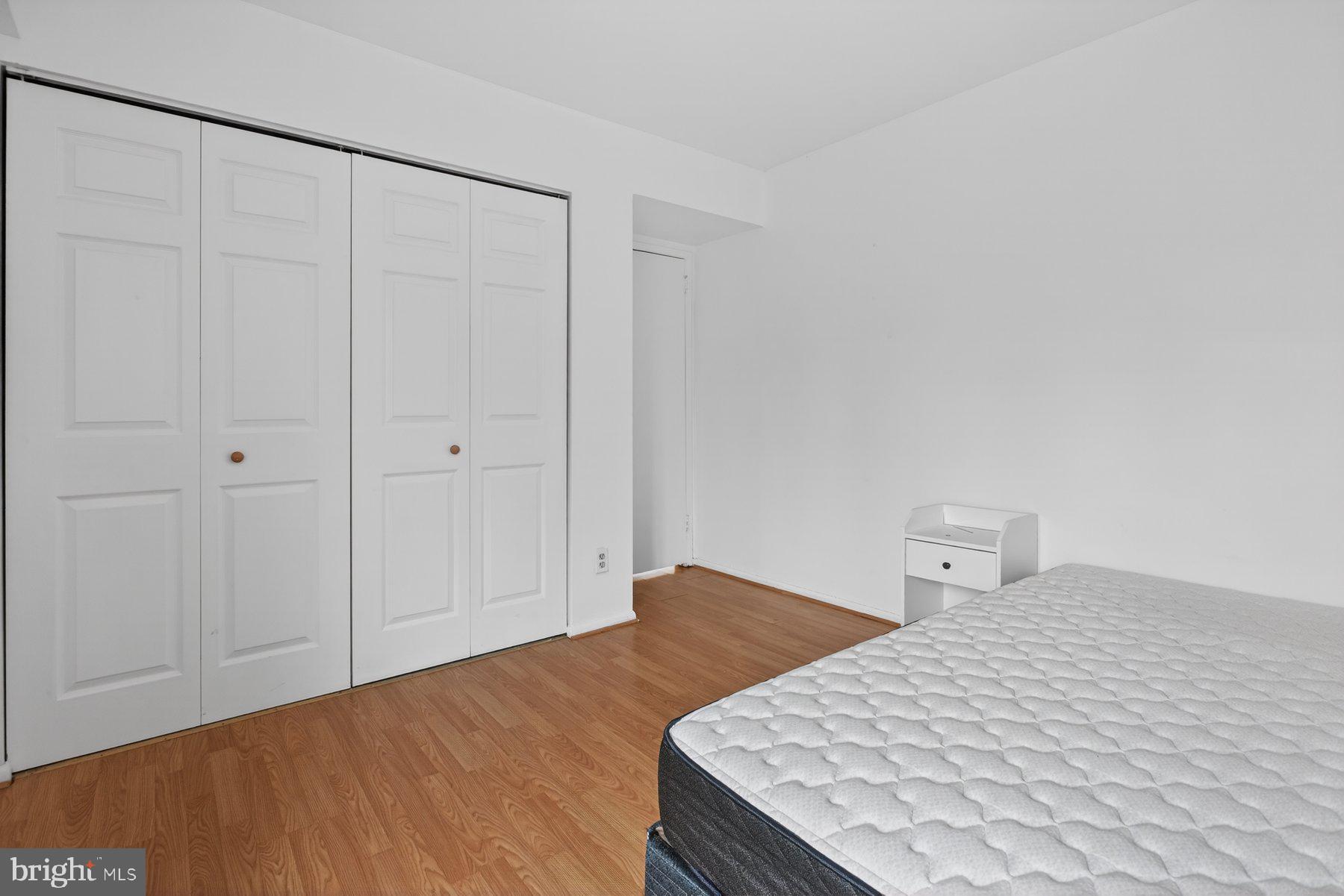 CHERRY GLEN CONDOS - Residential