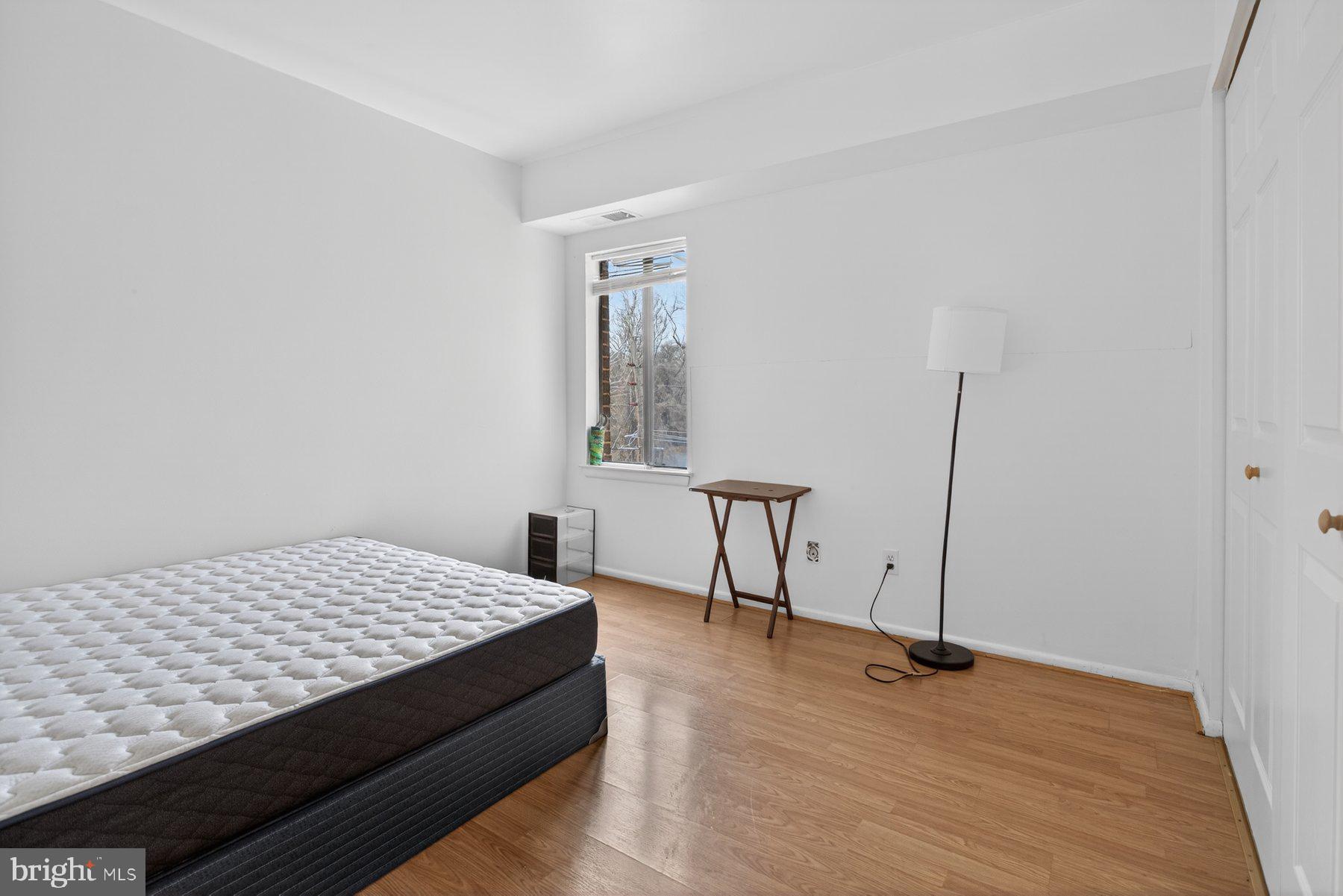 CHERRY GLEN CONDOS - Residential