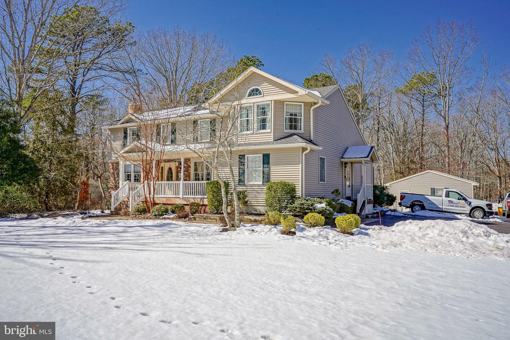 26 MEETINGHOUSE COURT