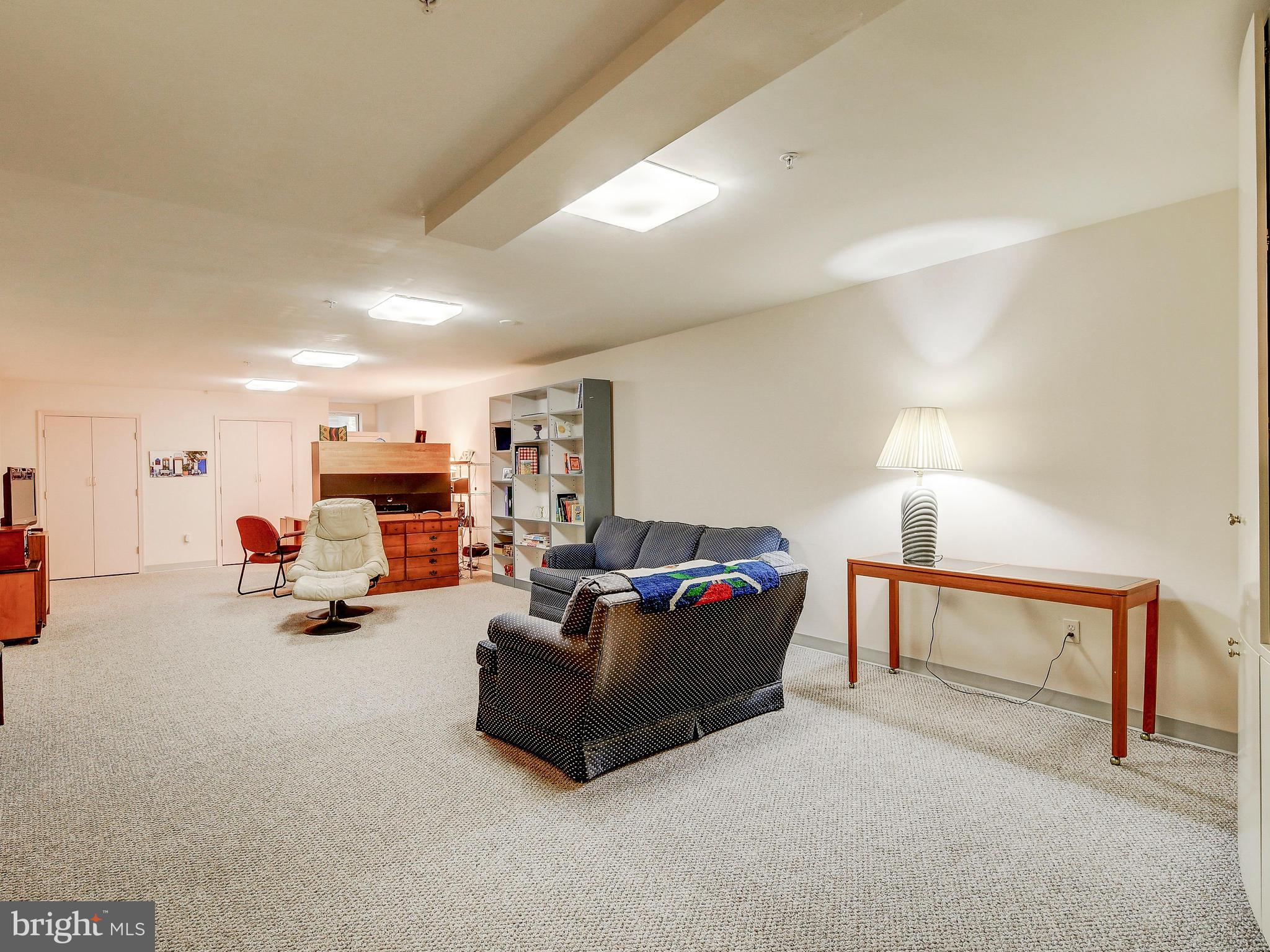 GREY ROCK VILLAS - Residential