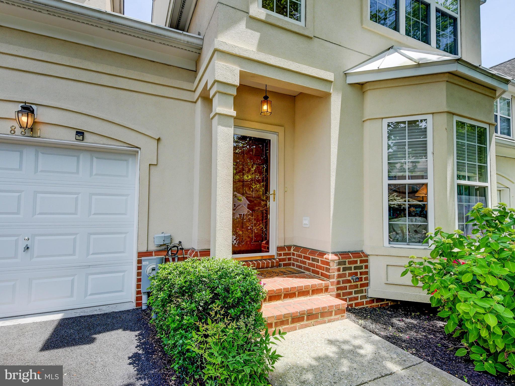 GREY ROCK VILLAS - Residential