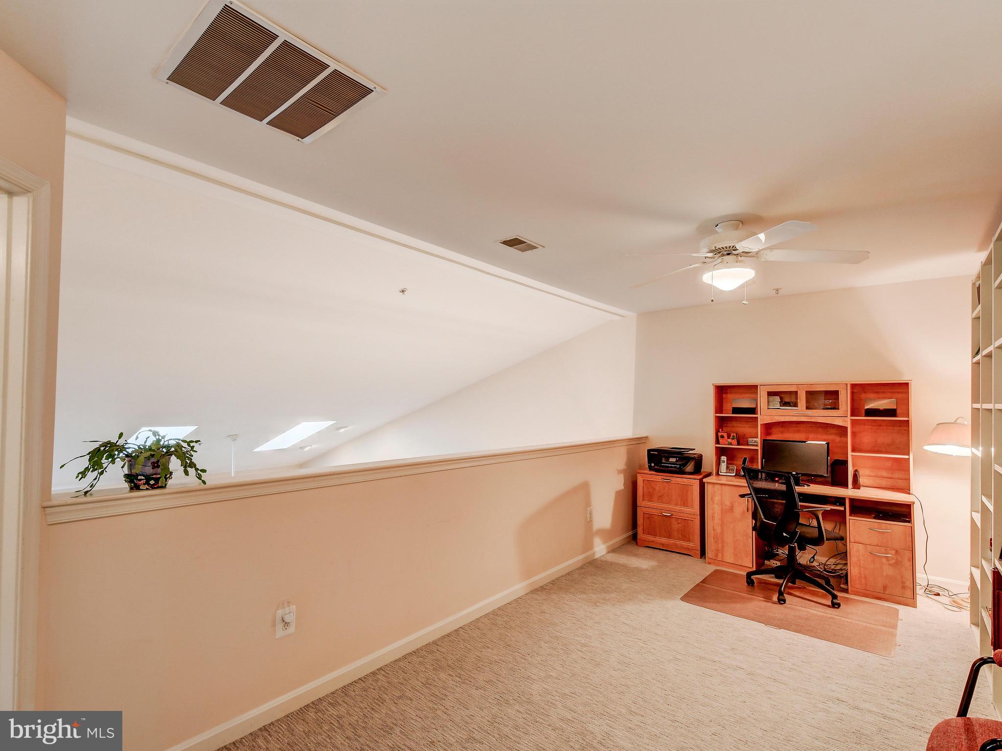 GREY ROCK VILLAS - Residential