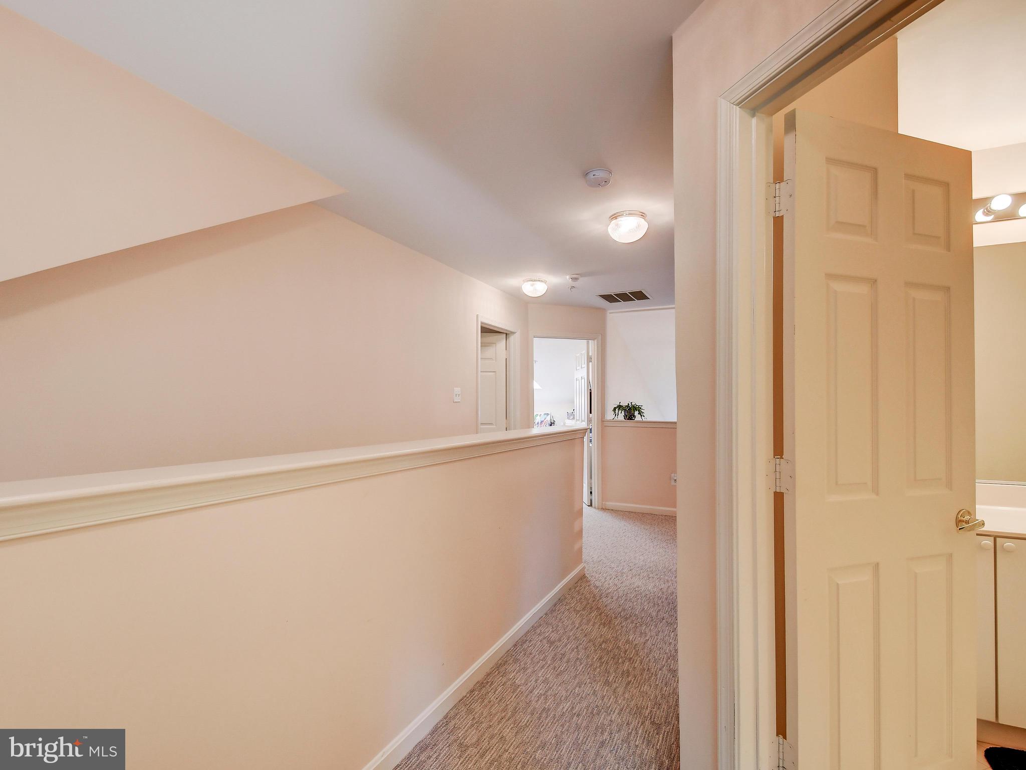 GREY ROCK VILLAS - Residential