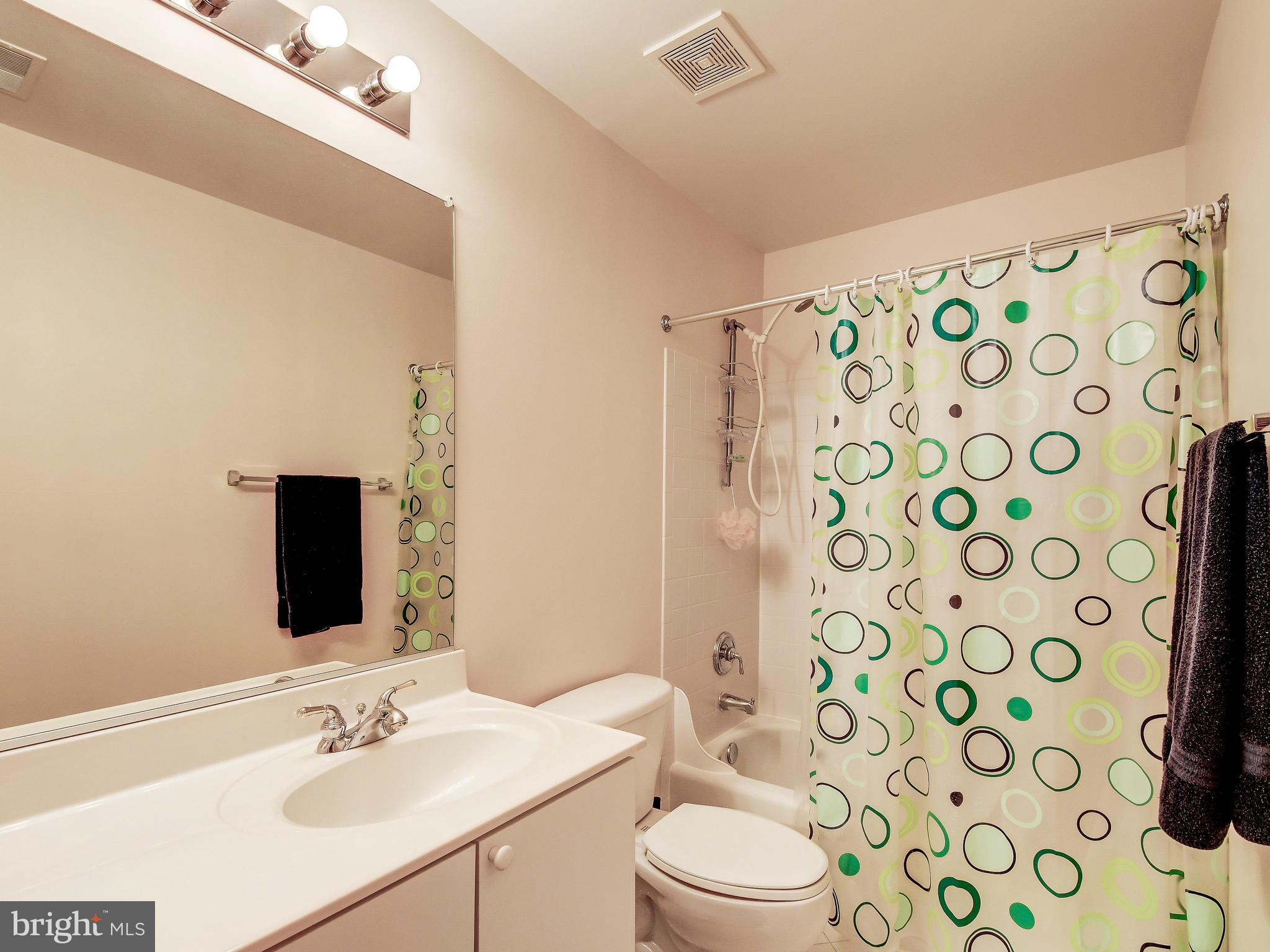 GREY ROCK VILLAS - Residential