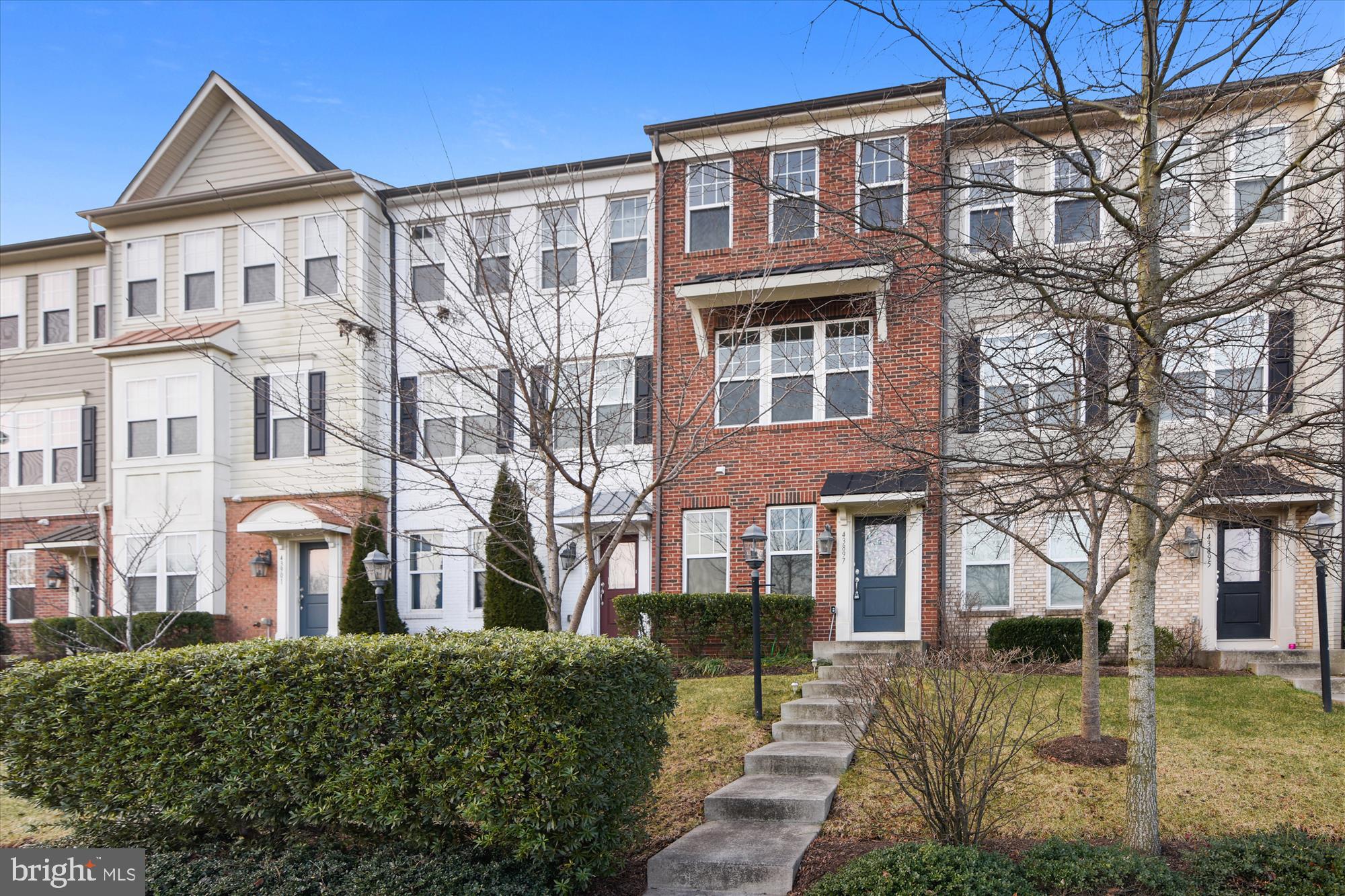 EAST GATE ONE - Residential Lease