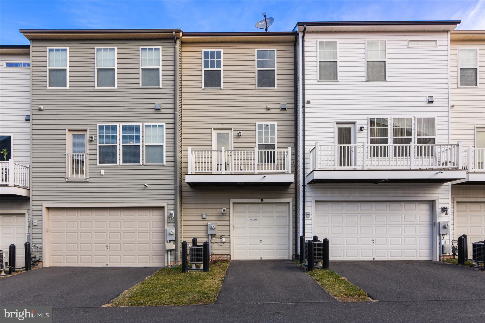 EAST GATE ONE - Residential Lease