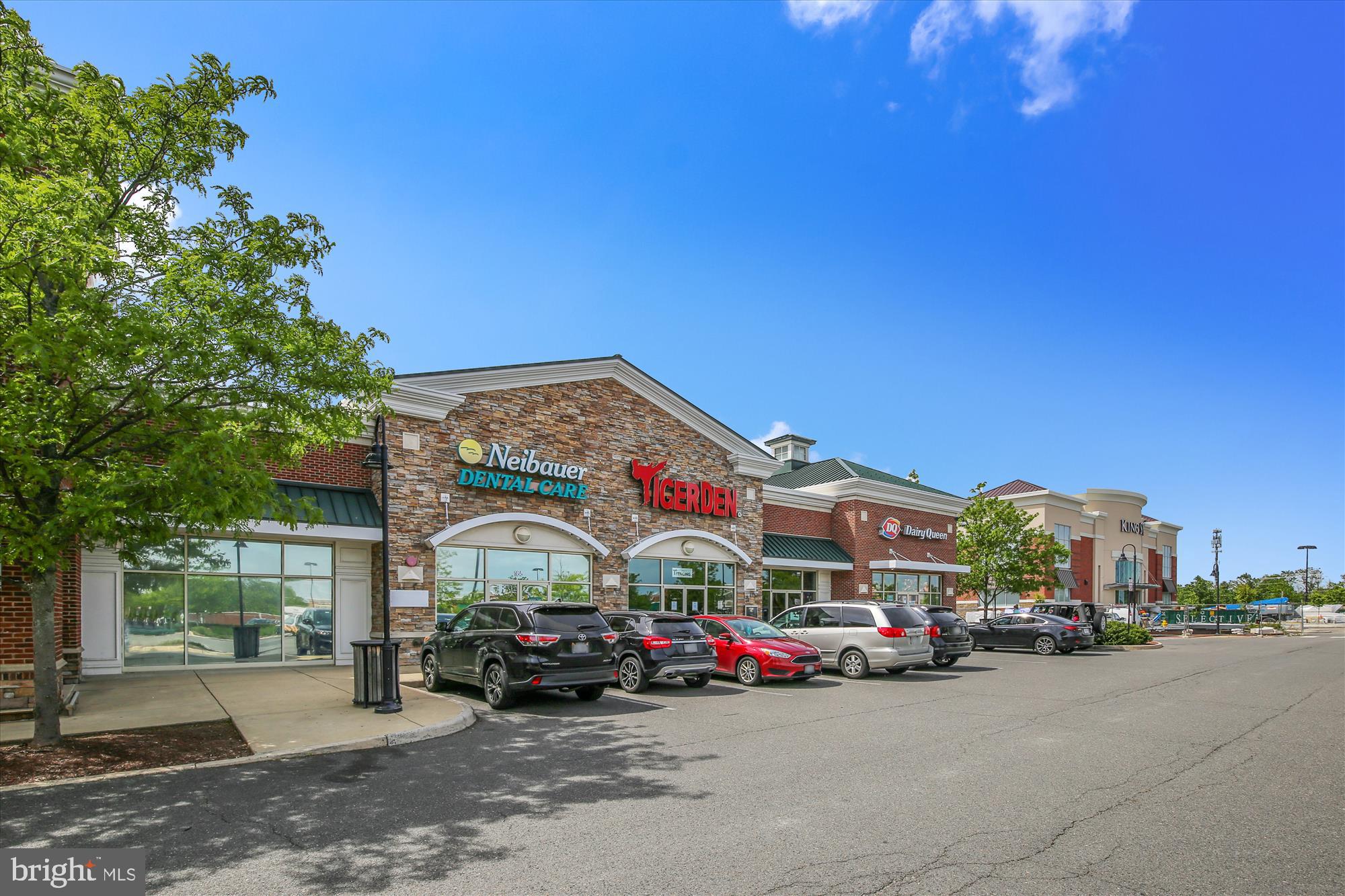 EAST GATE ONE - Residential Lease