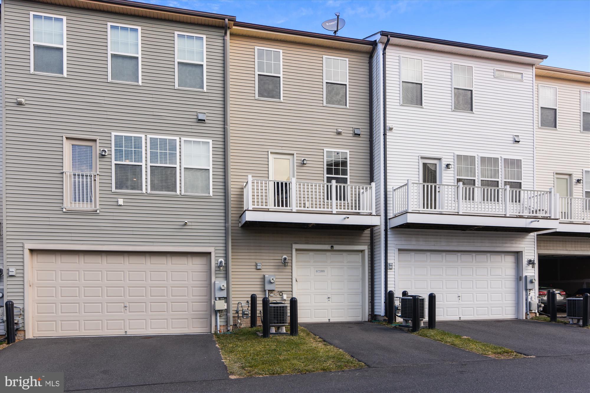 EAST GATE ONE - Residential Lease