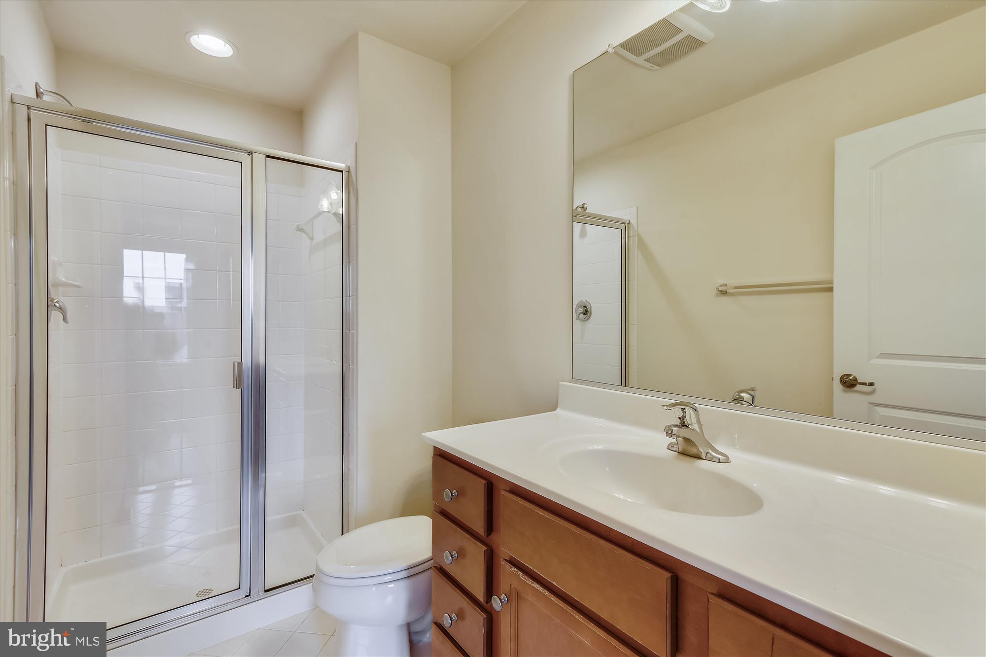 EAST GATE ONE - Residential Lease