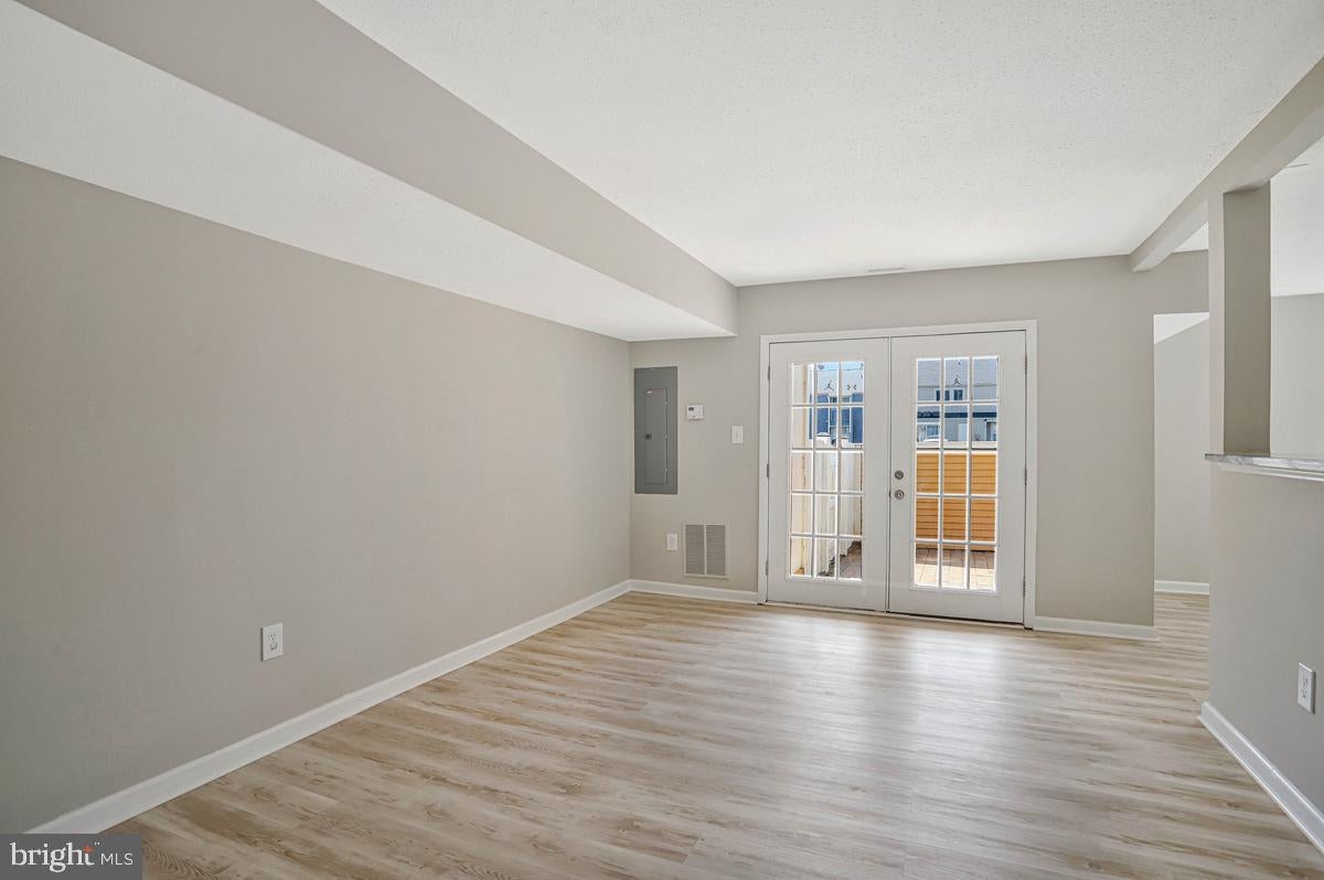 7299 COACHLIGHT COURT D D