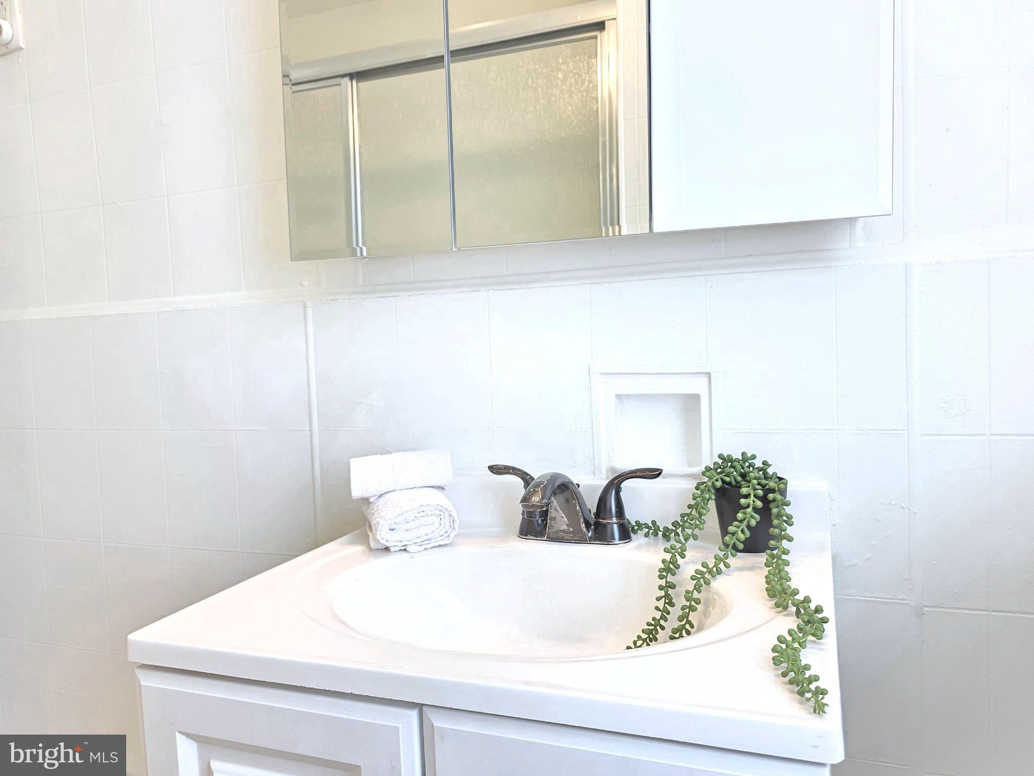 GERMANTOWN (EAST) - Residential