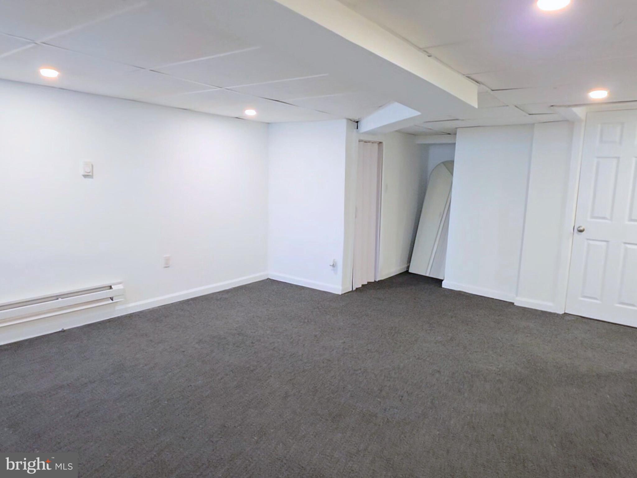 GERMANTOWN (EAST) - Residential