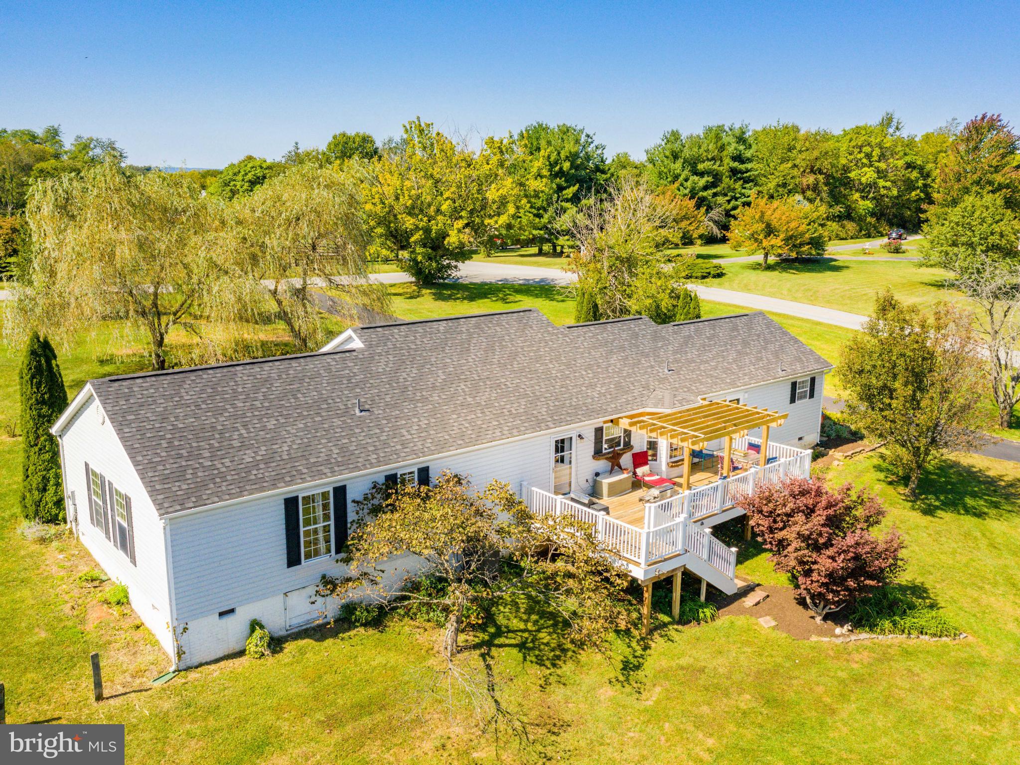 PEMBROKE GROVE - Residential