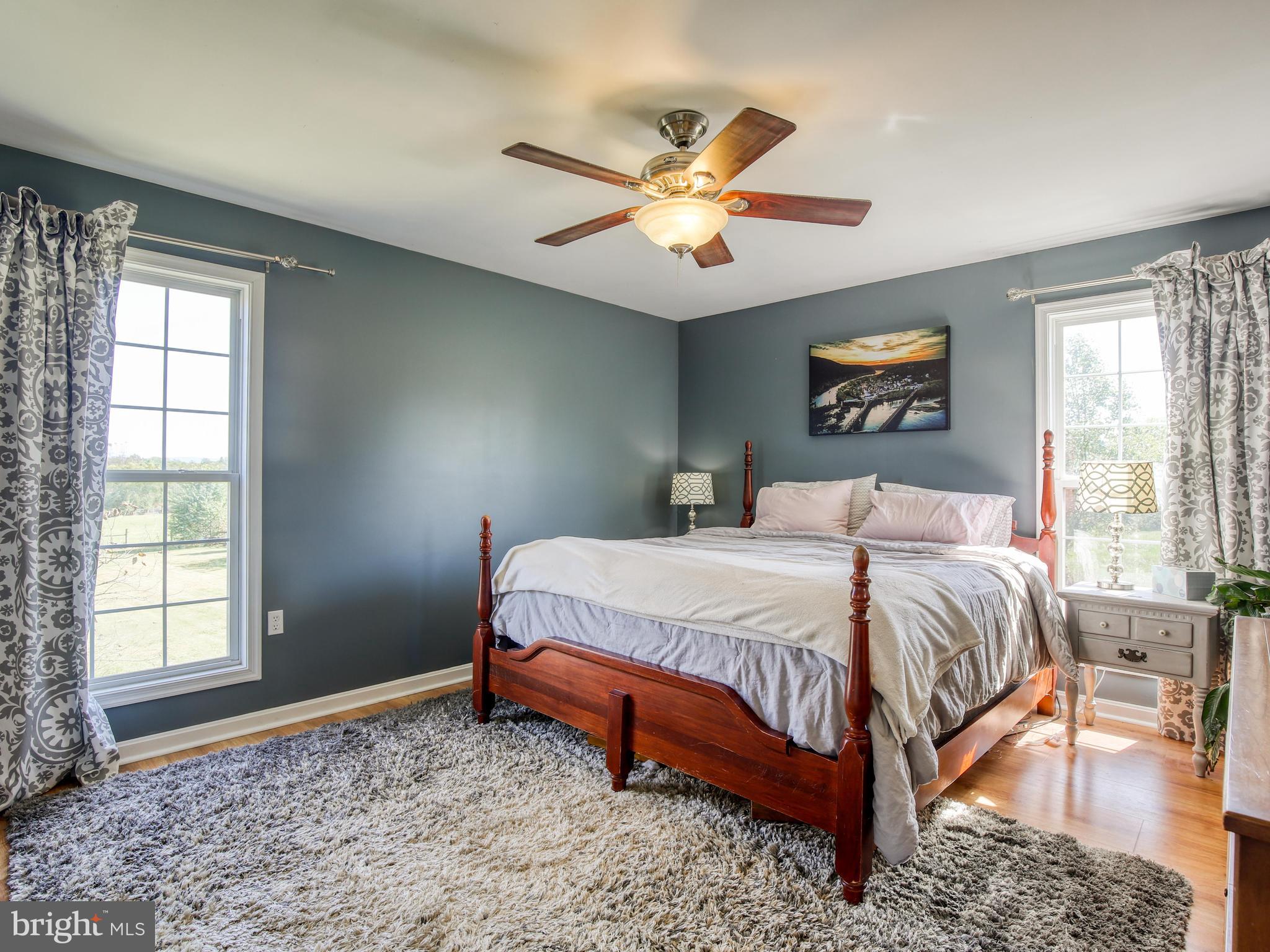 PEMBROKE GROVE - Residential