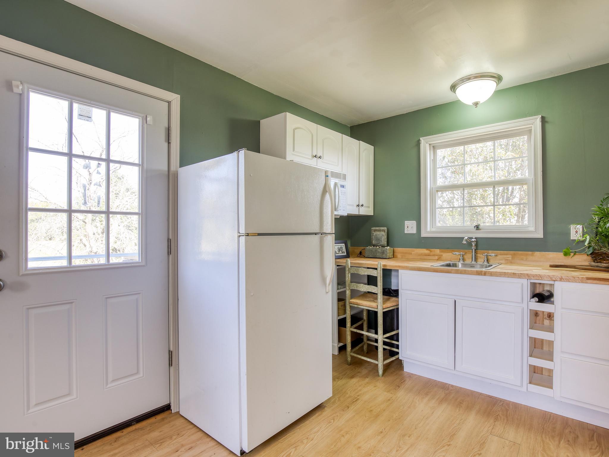 PEMBROKE GROVE - Residential