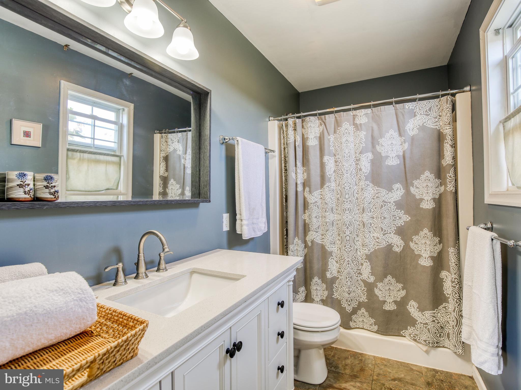 PEMBROKE GROVE - Residential