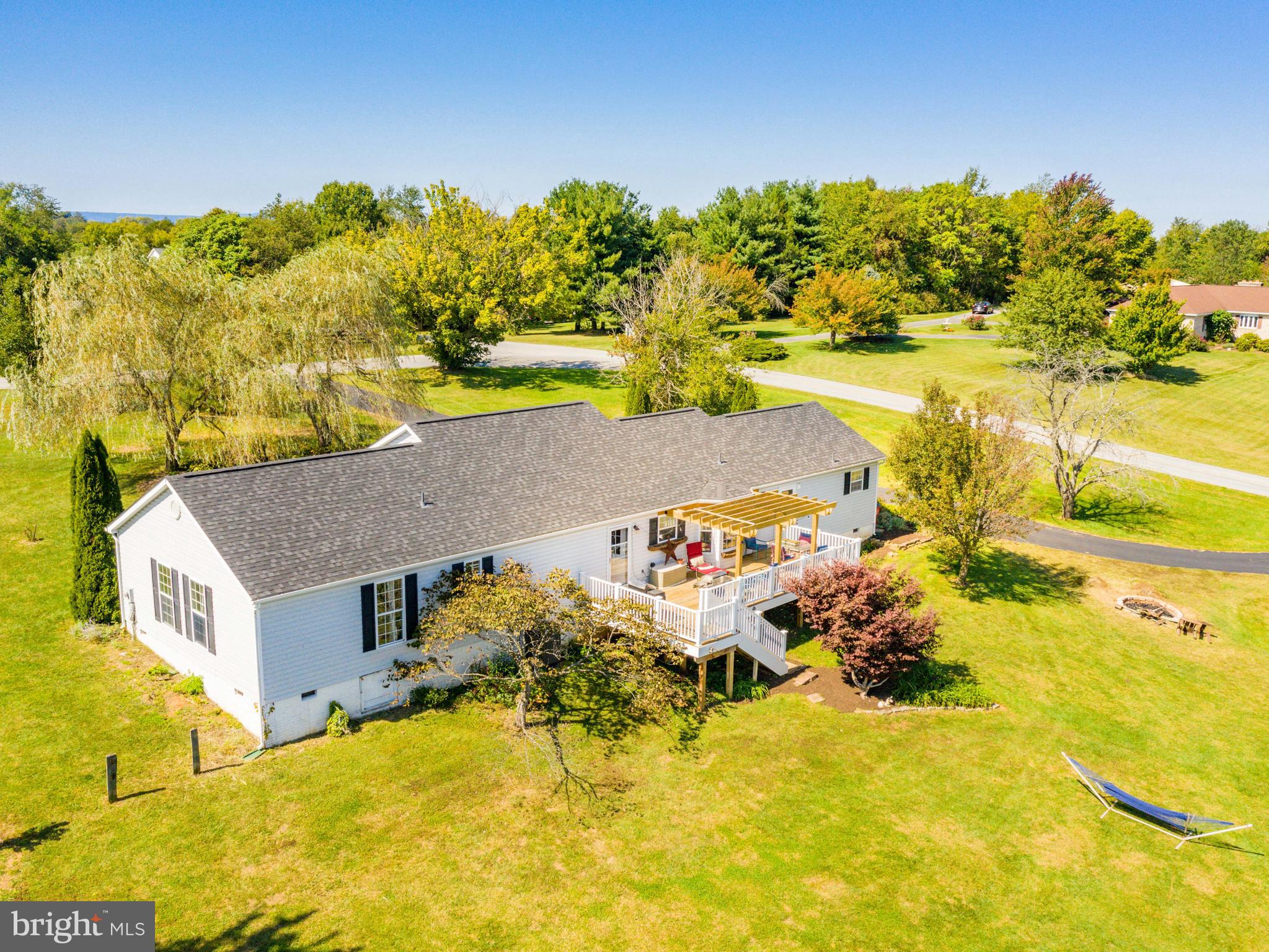 PEMBROKE GROVE - Residential