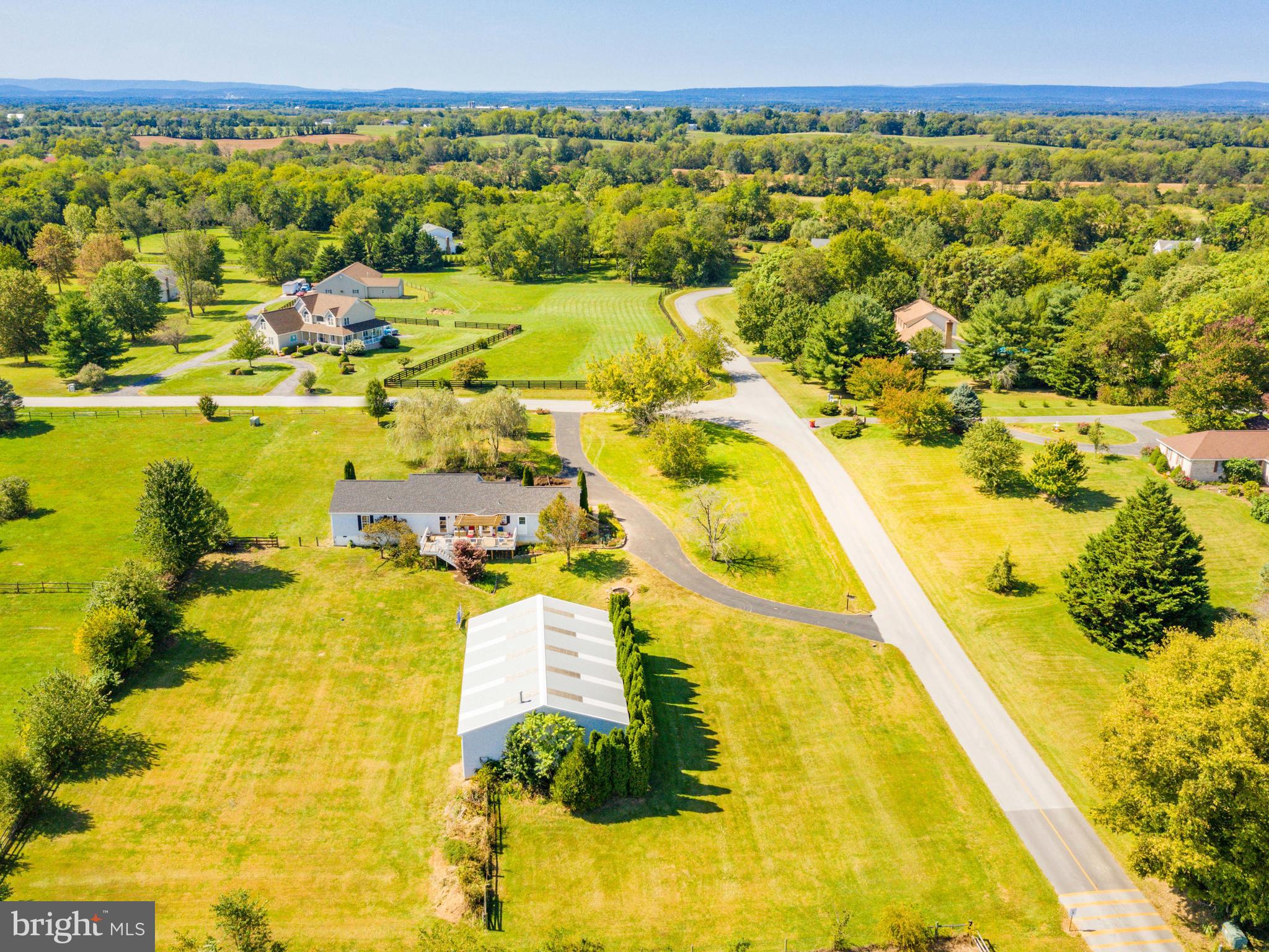 PEMBROKE GROVE - Residential