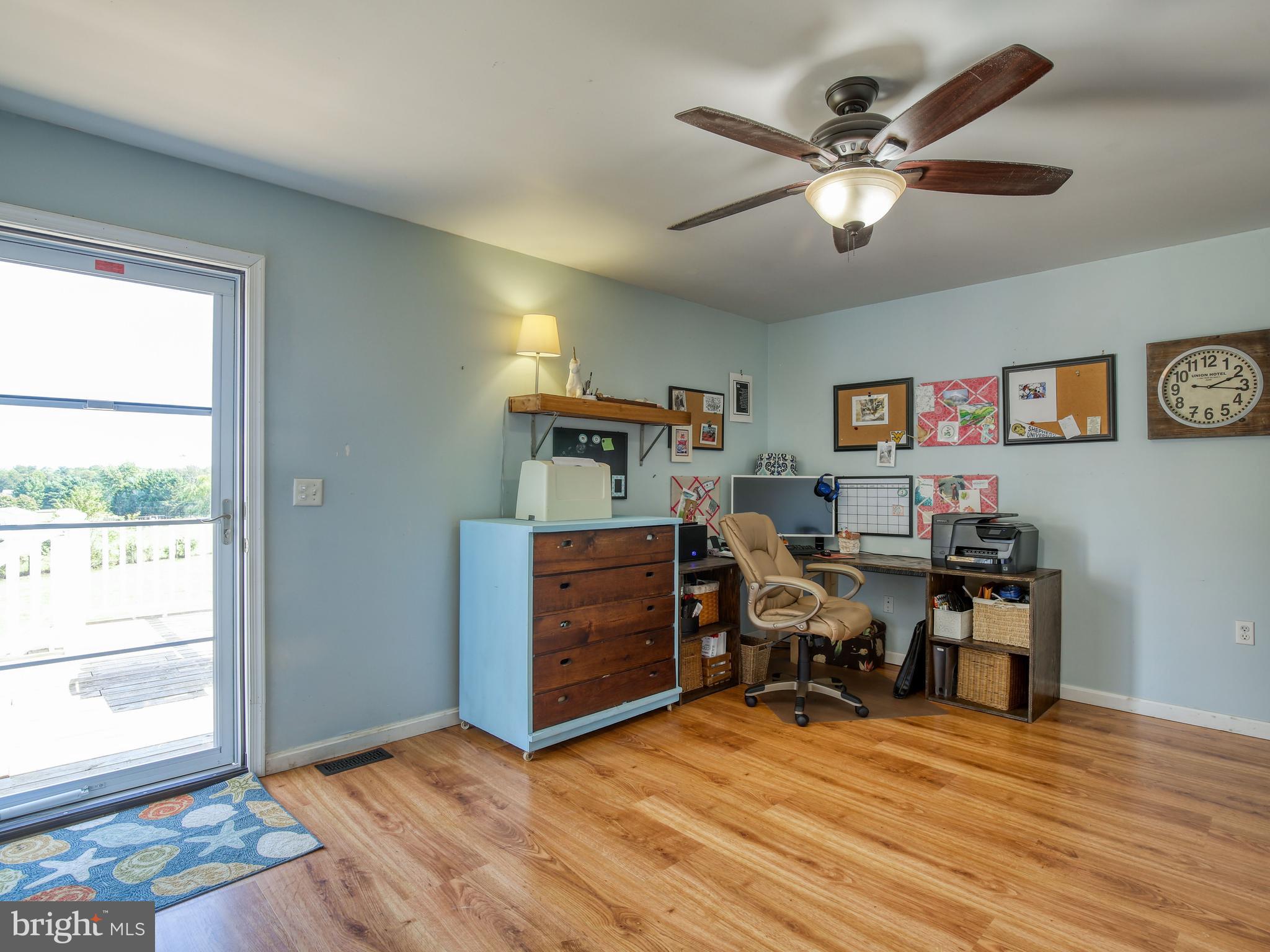 PEMBROKE GROVE - Residential