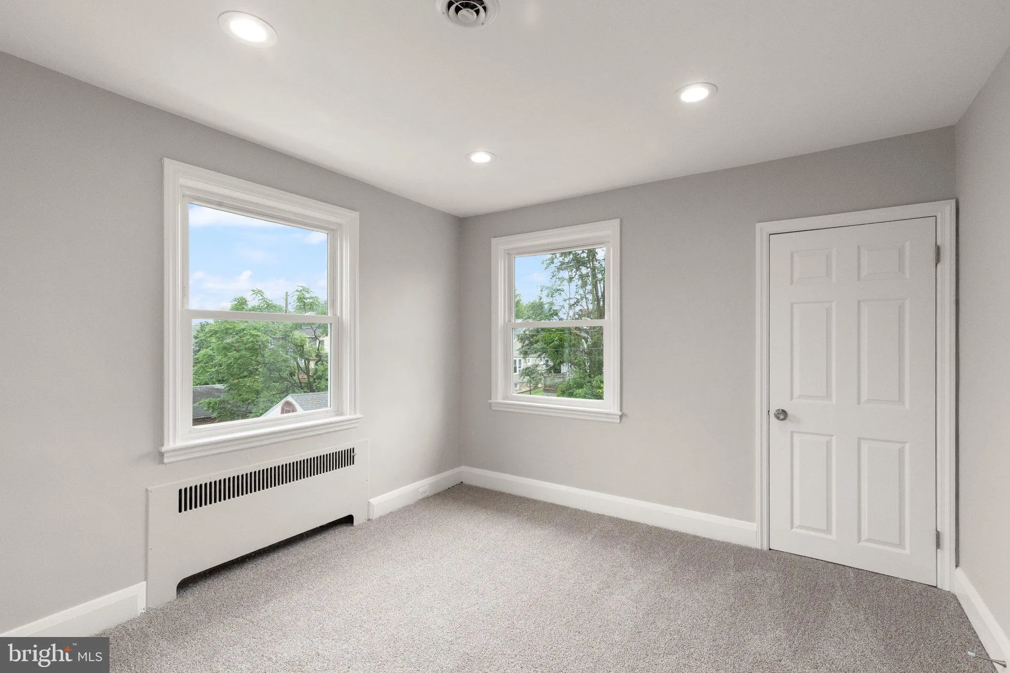 Baltimore, Maryland 21214, United States, 4 Bedrooms Bedrooms, ,2 BathroomsBathrooms,Residential,Coming Soon,141235