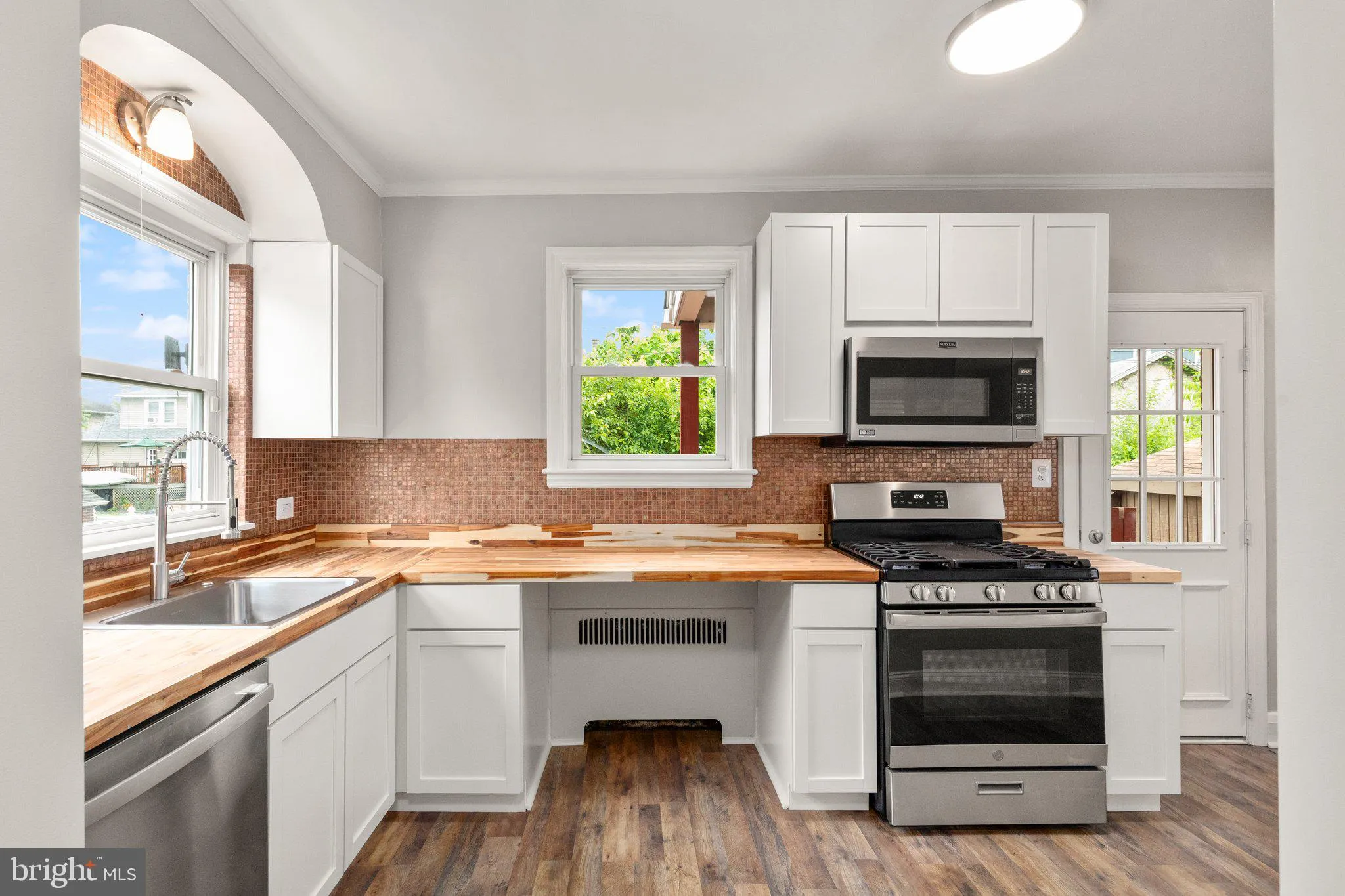 Baltimore, Maryland 21214, United States, 4 Bedrooms Bedrooms, ,2 BathroomsBathrooms,Residential,Coming Soon,141235