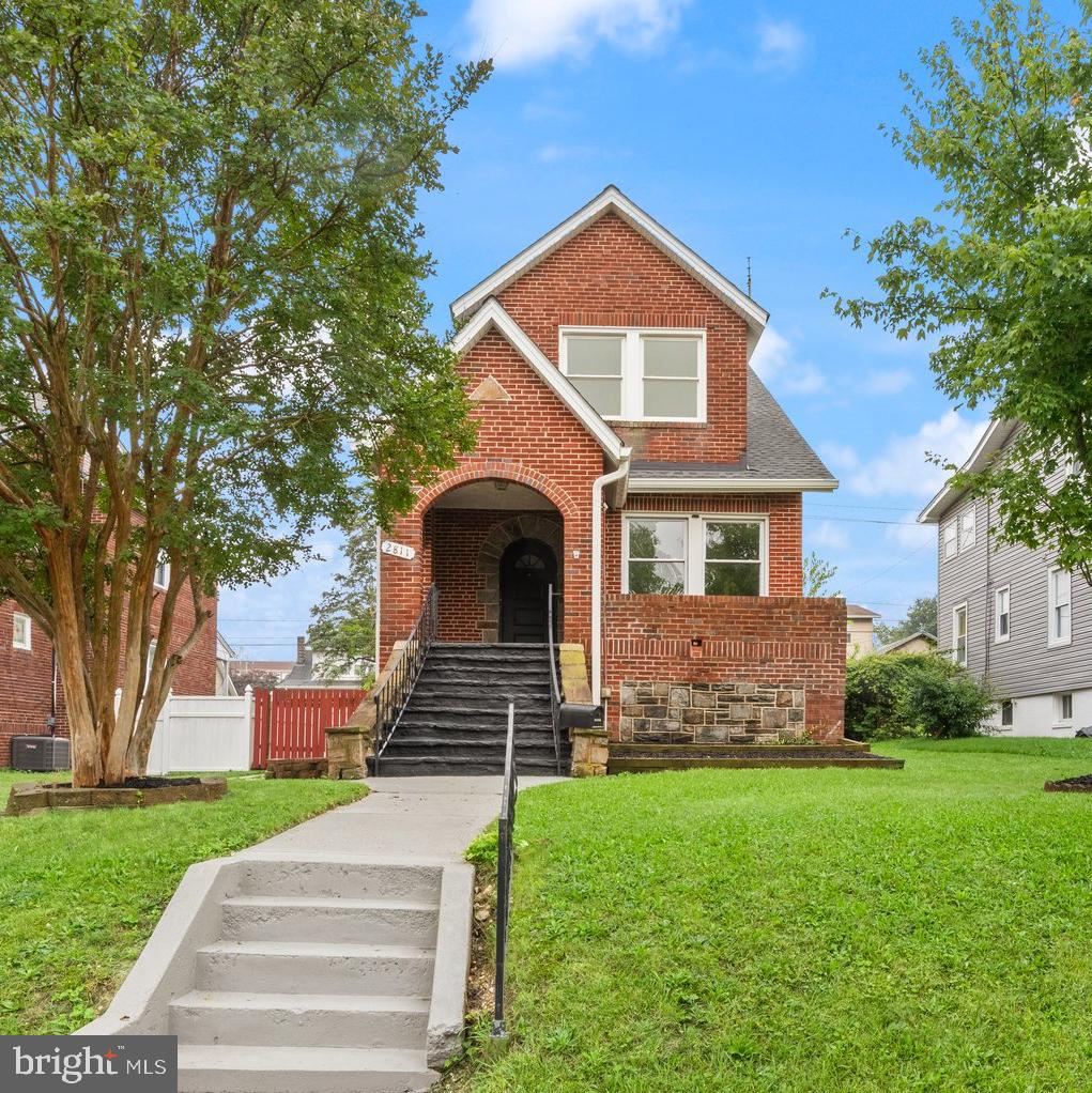 HAMILTON HEIGHTS - Residential