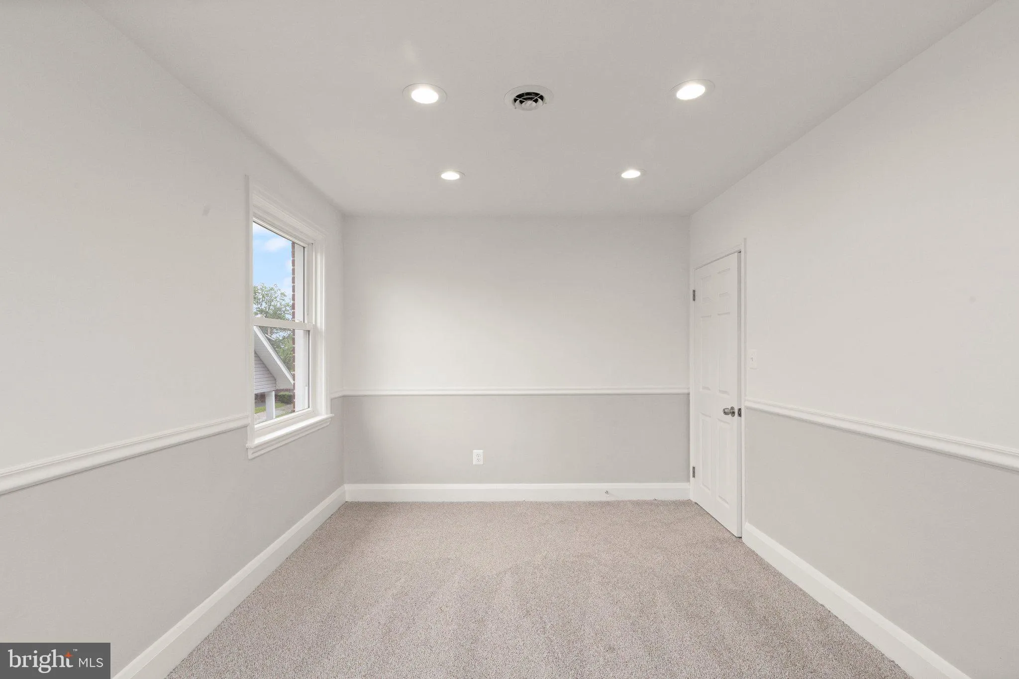 Baltimore, Maryland 21214, United States, 4 Bedrooms Bedrooms, ,2 BathroomsBathrooms,Residential,Coming Soon,141235