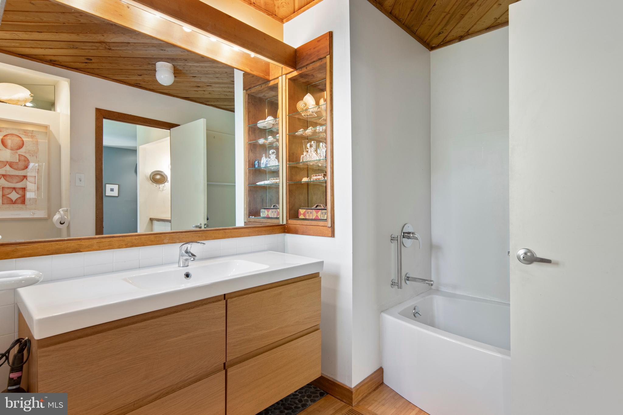 PENDLE HILL - Residential