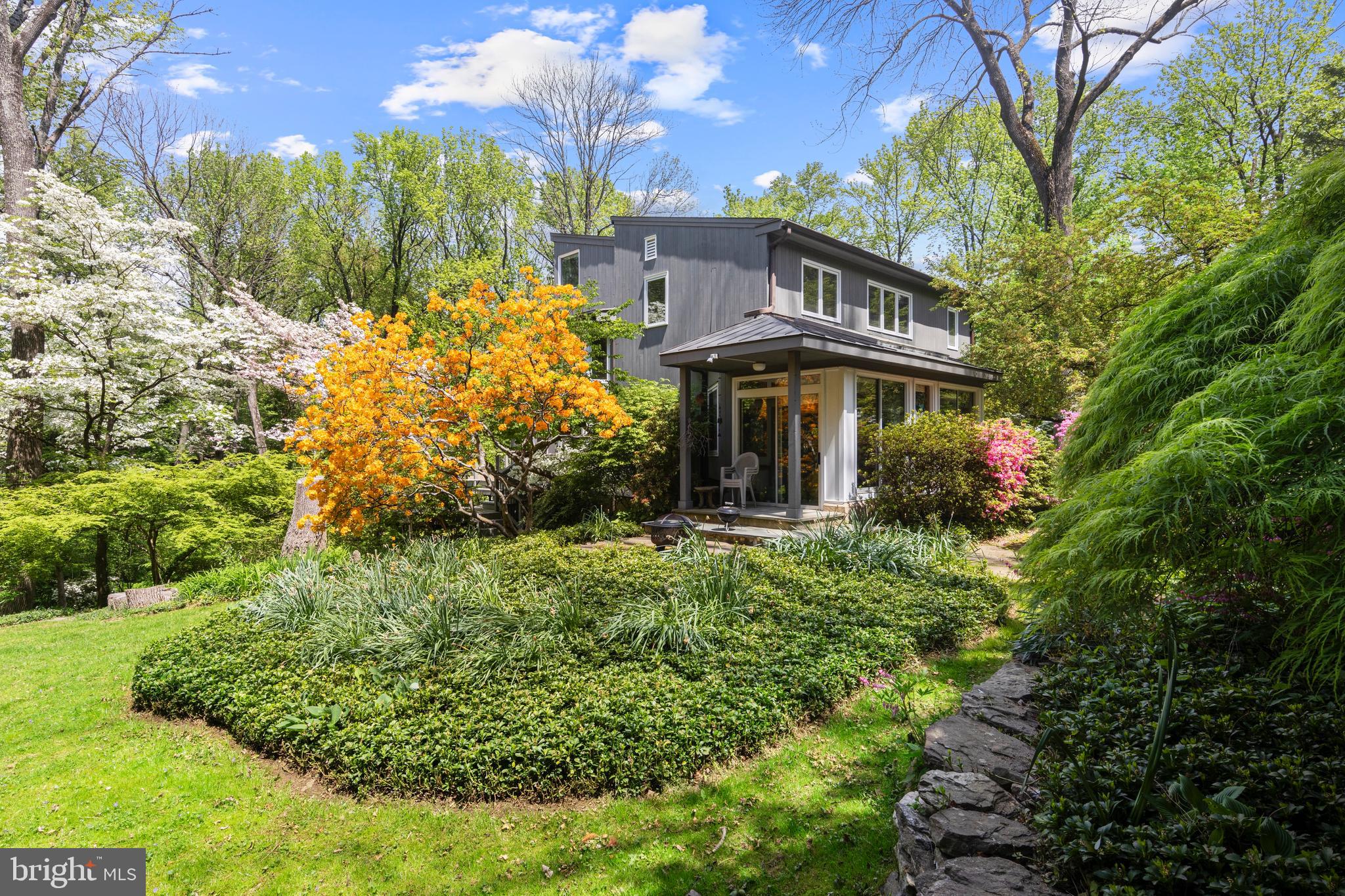 PENDLE HILL - Residential