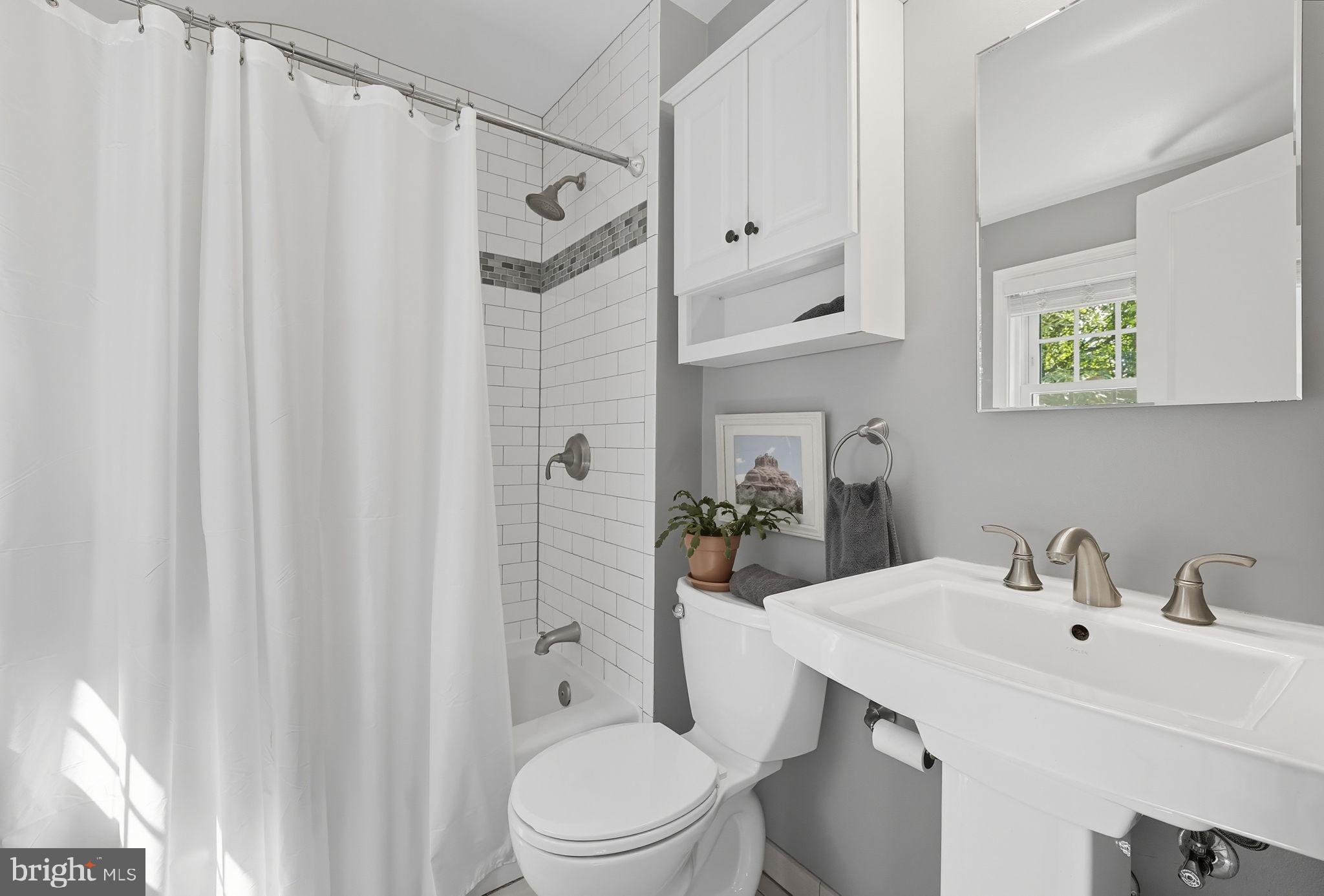 SOMERSET - Residential