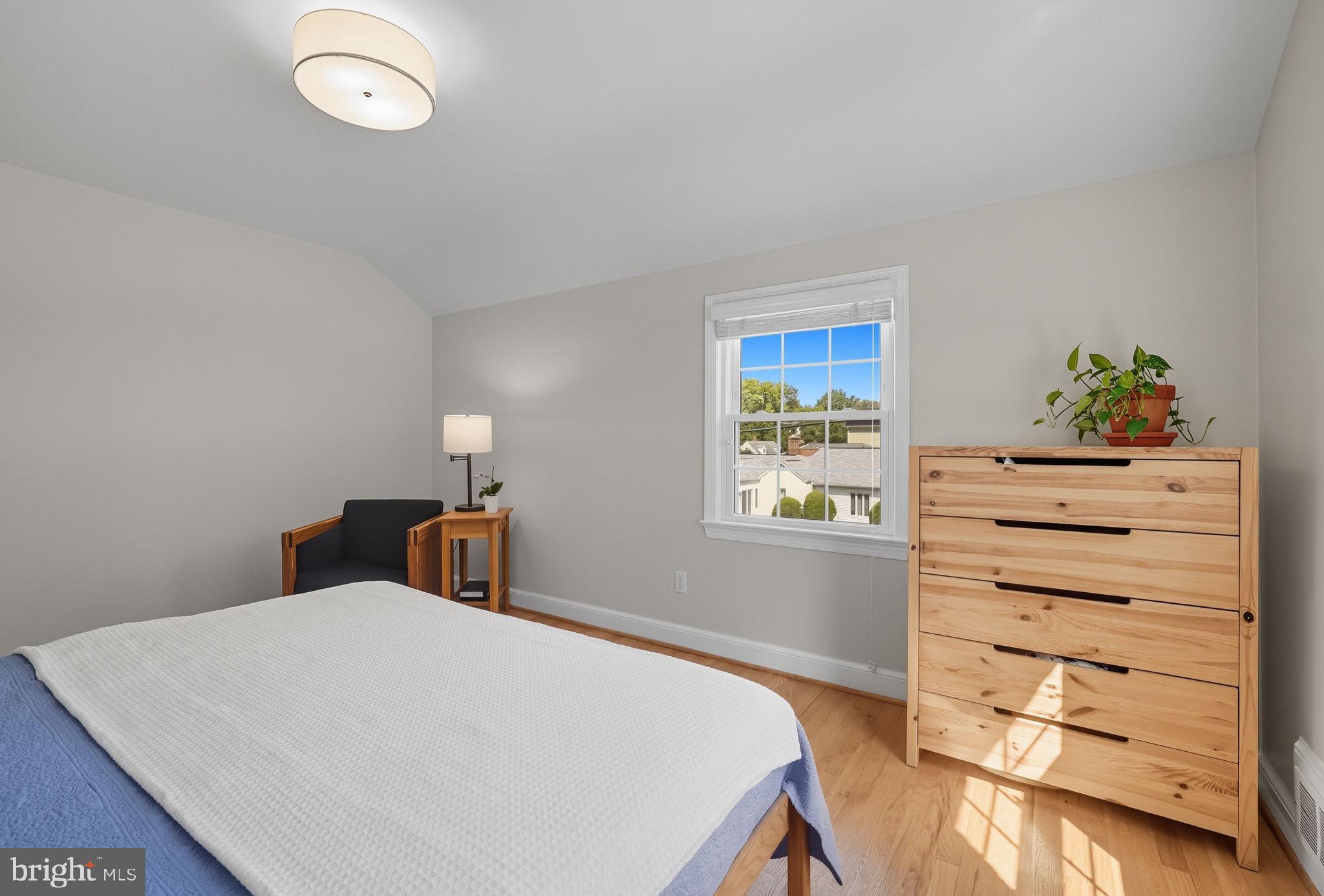 SOMERSET - Residential