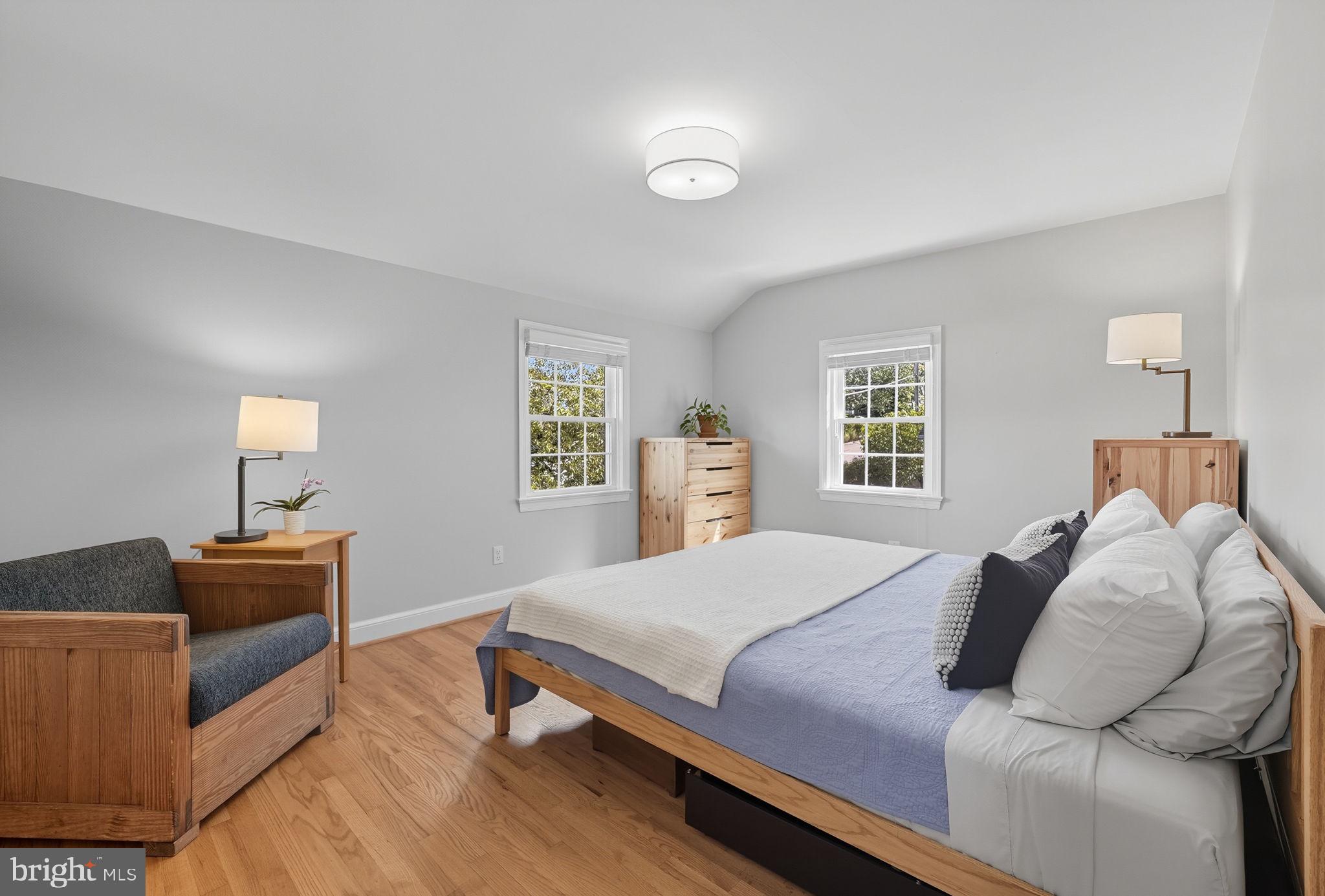 SOMERSET - Residential