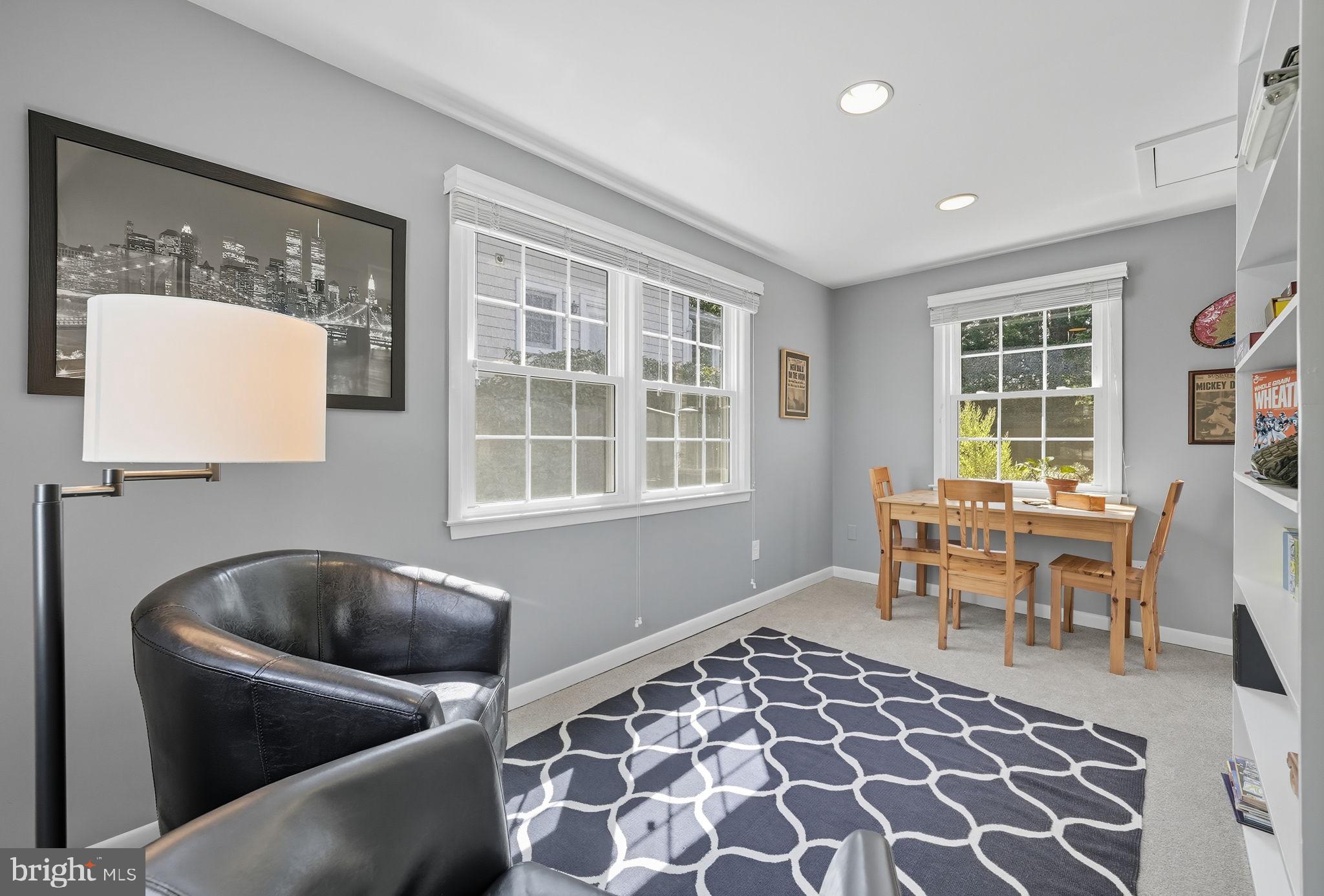 SOMERSET - Residential